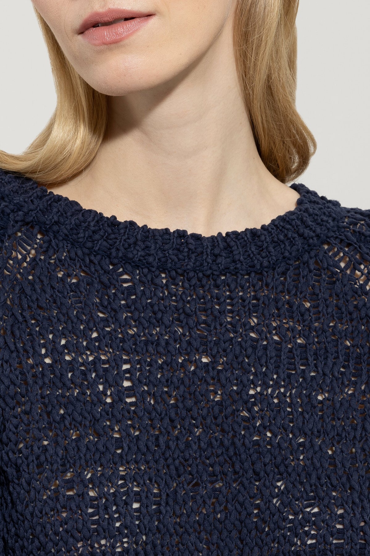 Bouclé-Pullover - jeans blue - Standard | Model Detail