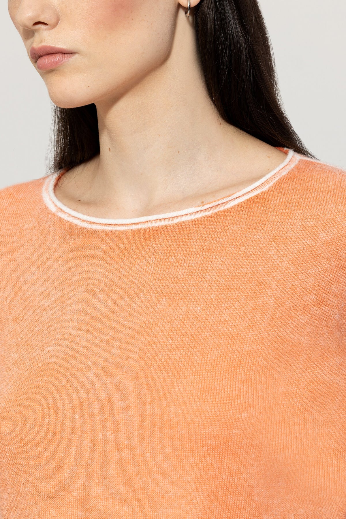 Feinstrick-Pullover - peachy orange - Standard | Model Detail