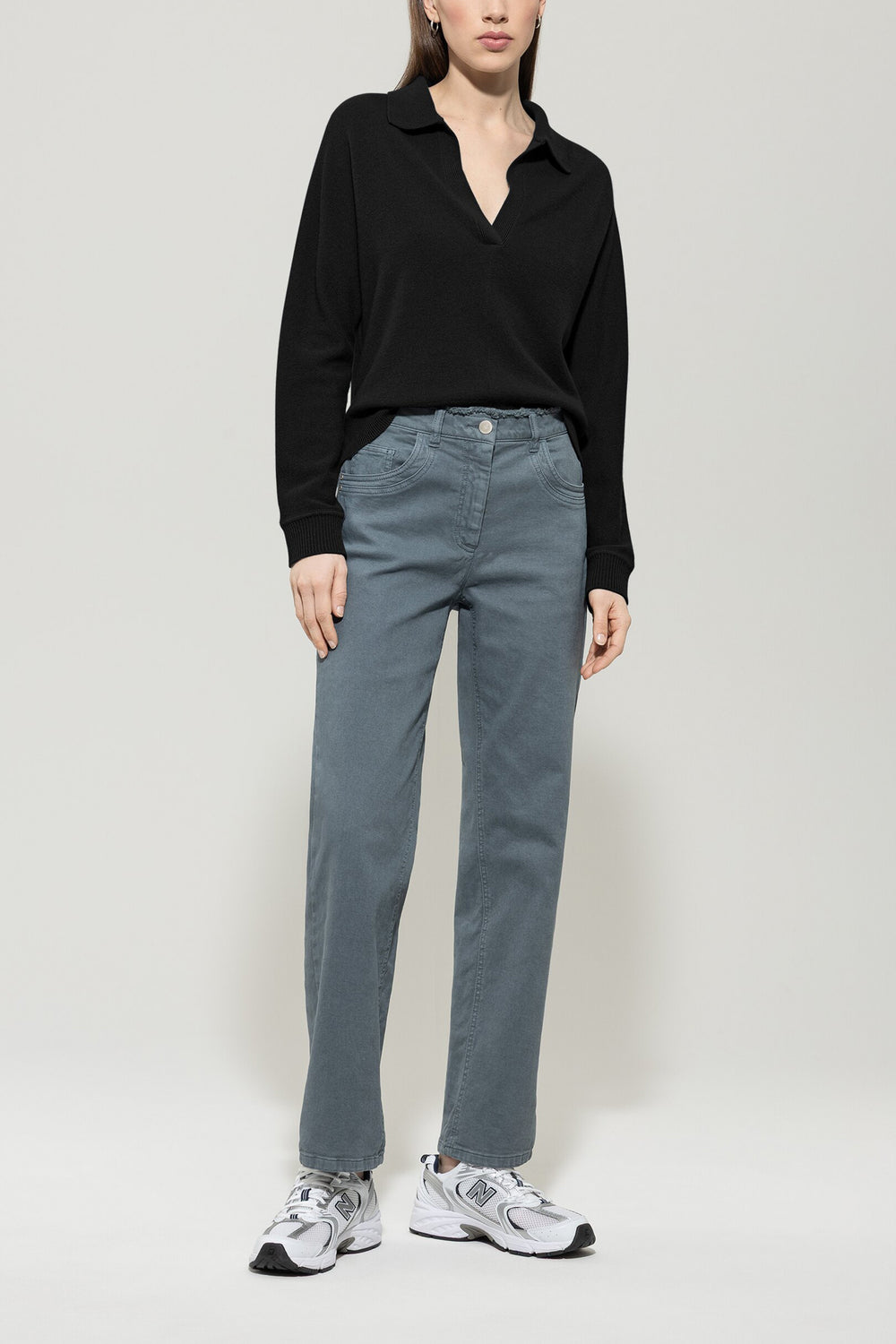 Polo-Shirt aus Kaschmir-Mix - deep black - Standard