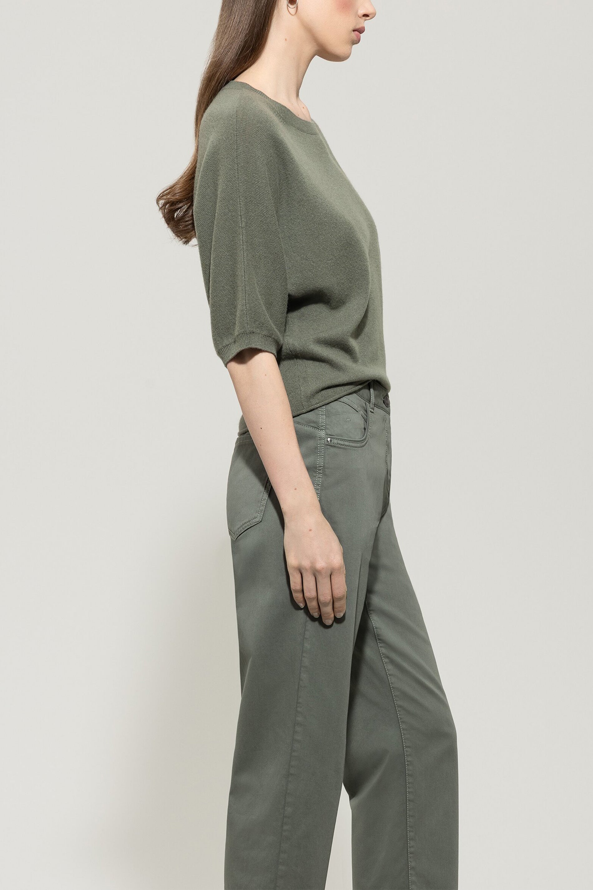 Pullover aus Kaschmir-Mix - cool khaki - Standard | Model Seite