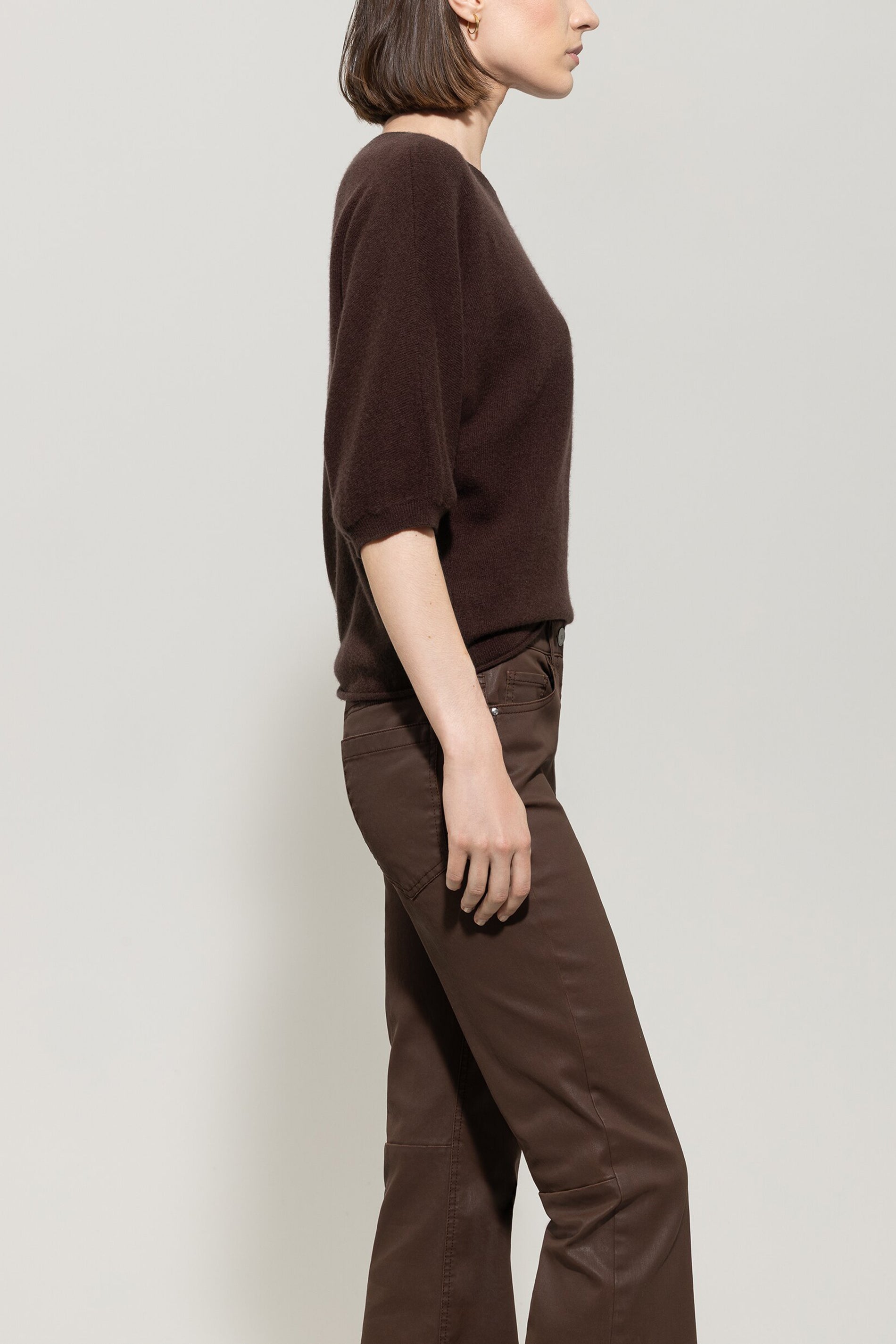 Pullover aus Kaschmir-Mix - espresso - Standard | Model Seite