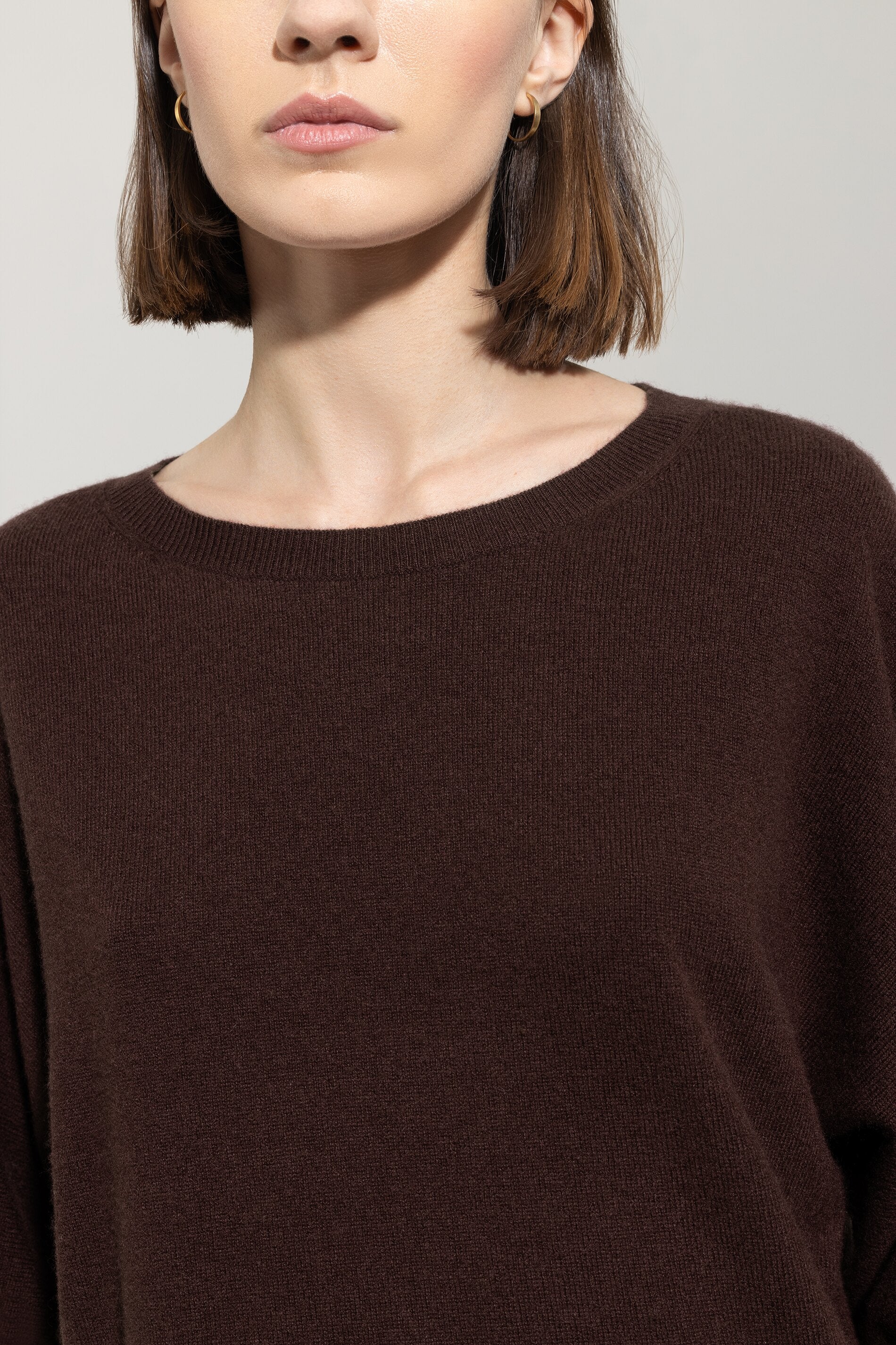 Pullover aus Kaschmir-Mix - espresso - Standard | Model Detail