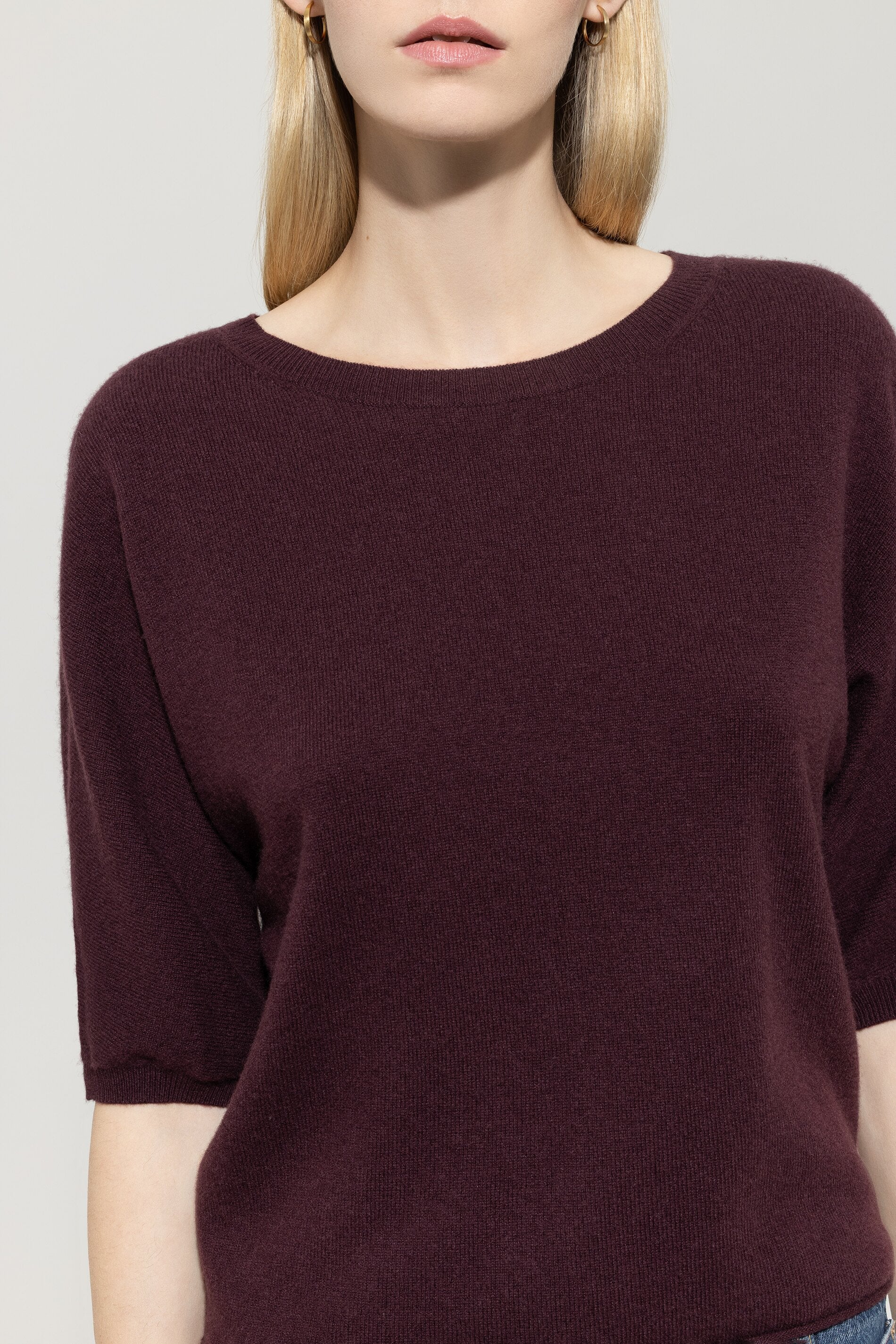 Pullover aus Kaschmir-Mix - burgundy - Standard | Model Detail