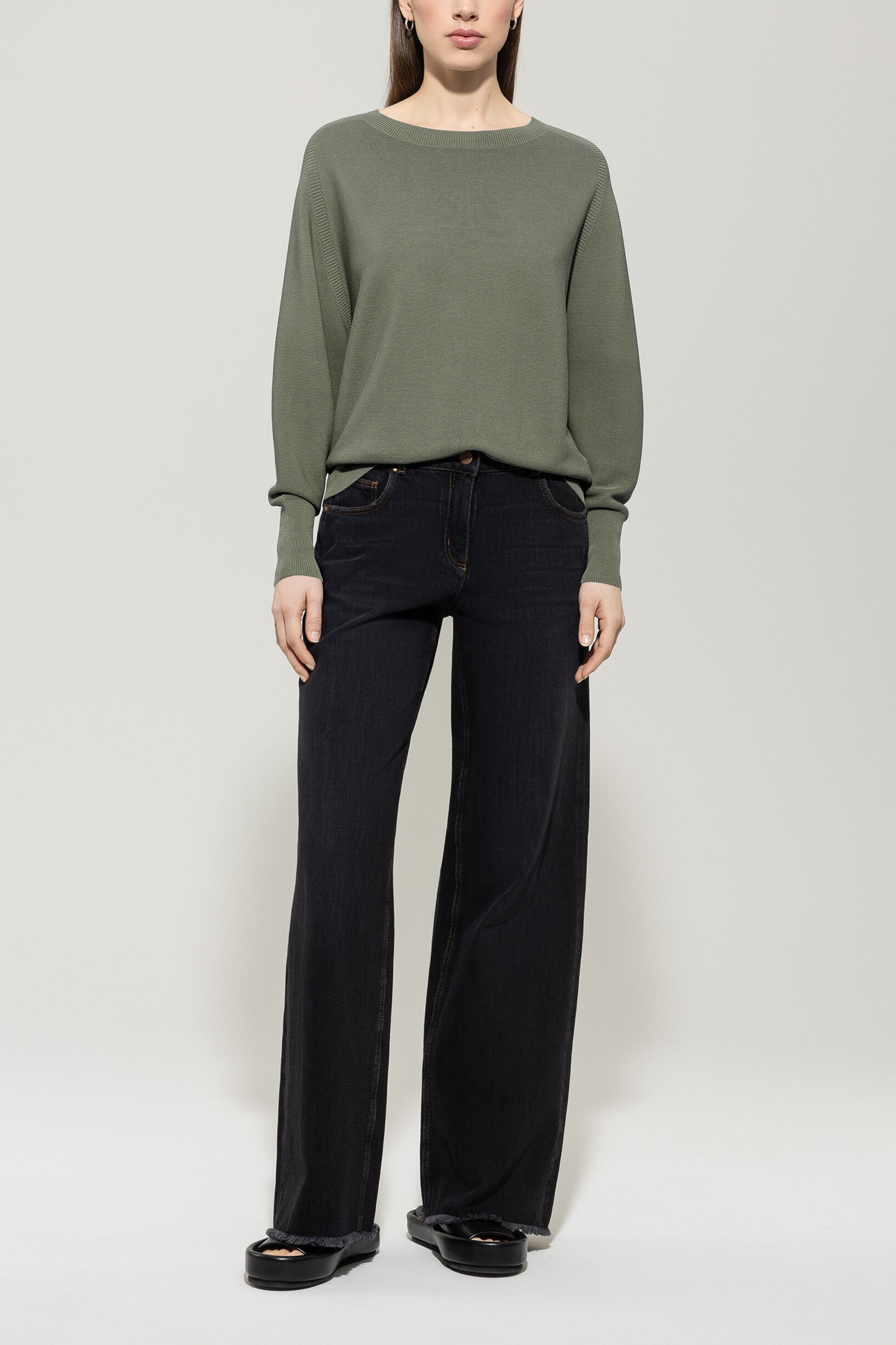 Pullover in Links-Struktur - cool khaki - Standard | Model Front