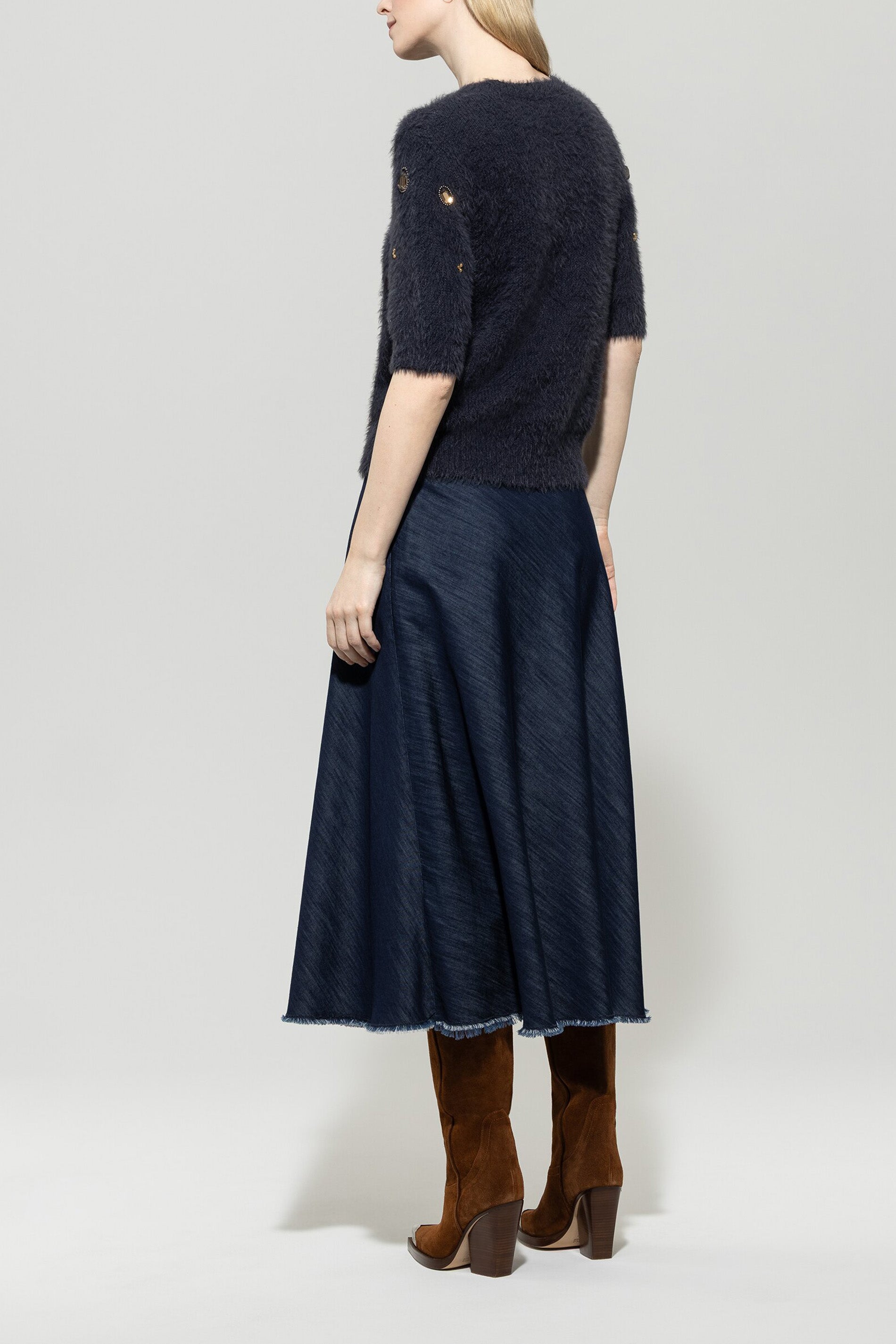 Kurzarm-Pullover mit Steinen - dark blue - Standard | Model Rück