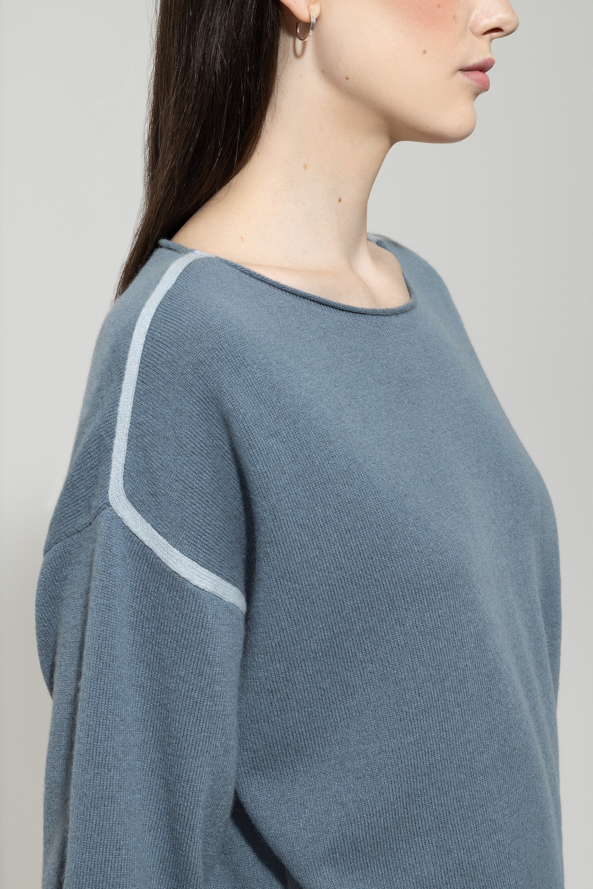 Pullover aus Kaschmir-Mix - greyish blue / light blue - Standard | Model Detail