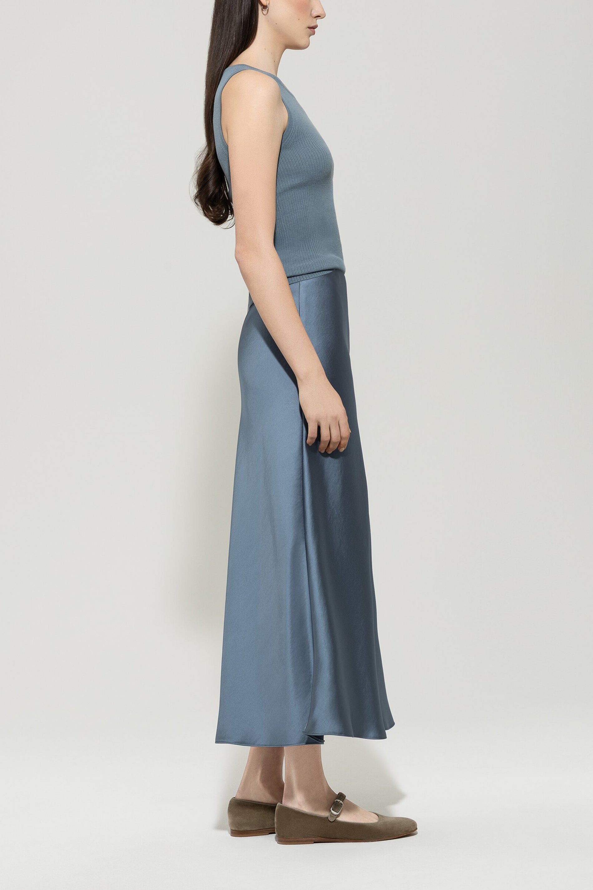 Tanktop aus Woll-Mix - greyish blue - Standard | Model Seite