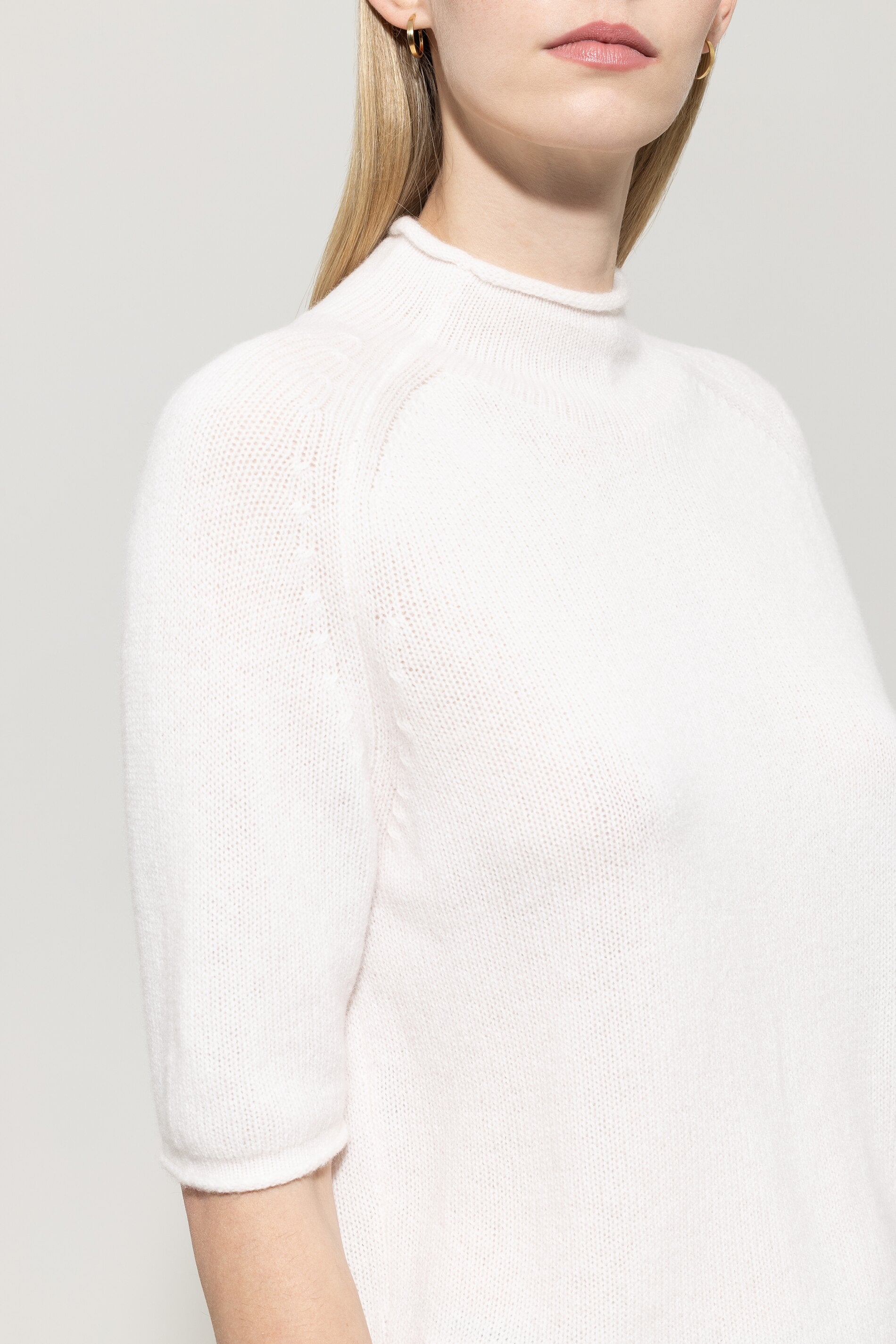 Halbarm-Pulli aus Kaschmir-Mix - silky cream - Standard | Model Detail