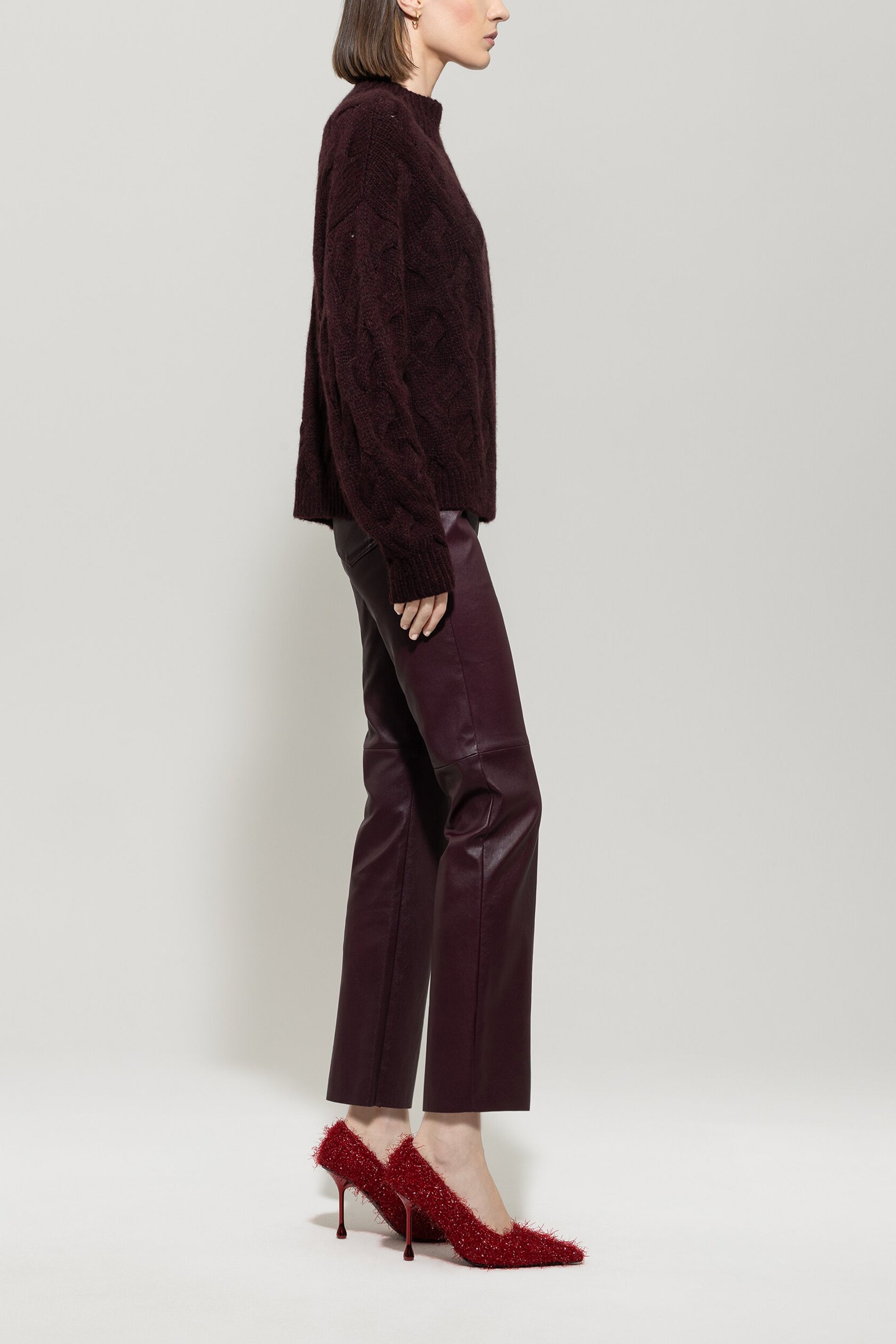 Pullover mit Chunky-Cable-Knit - burgundy - Standard | Model Seite