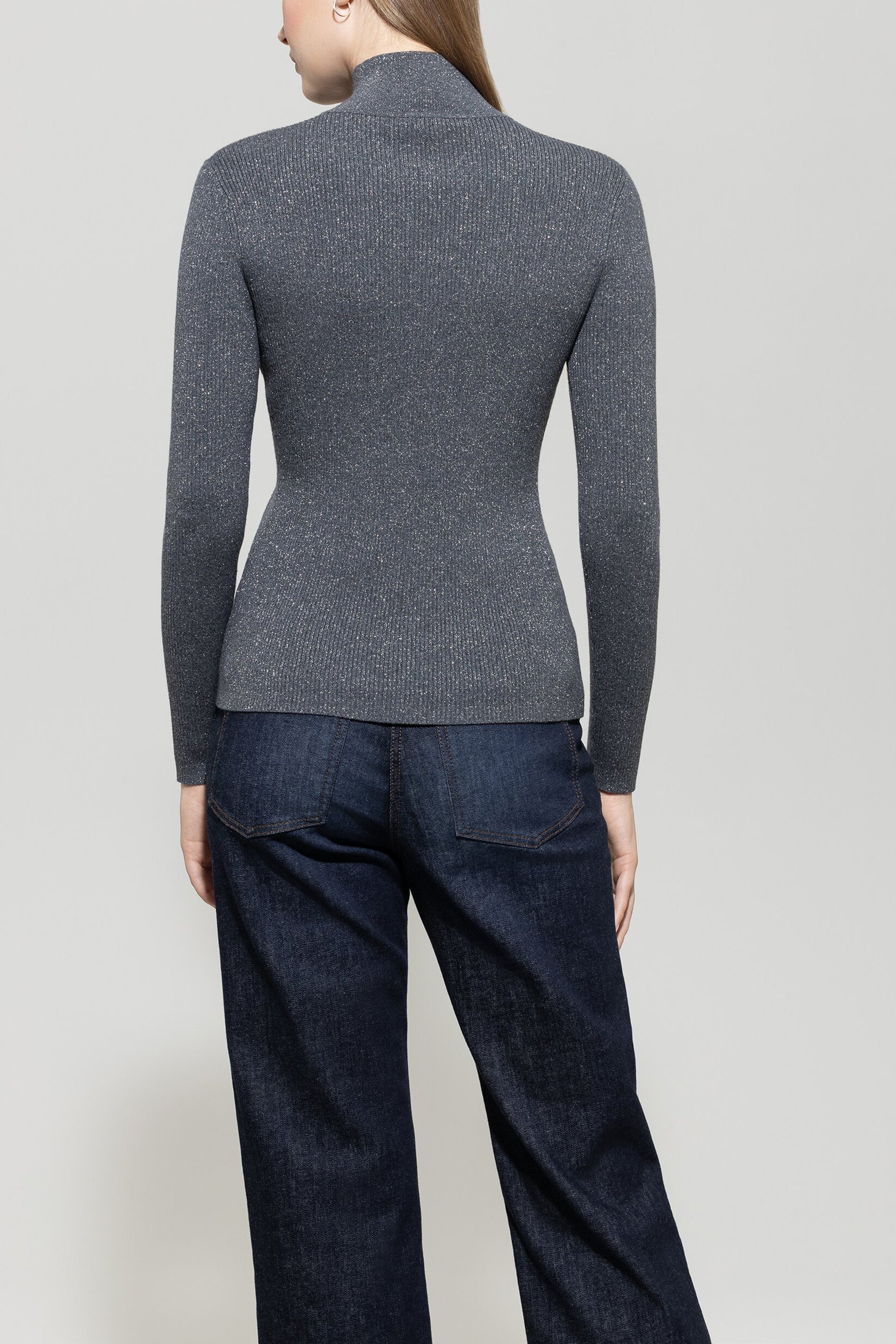 Rollkragen-Pulli aus Woll-Mix - urban grey - Standard | Model Rück