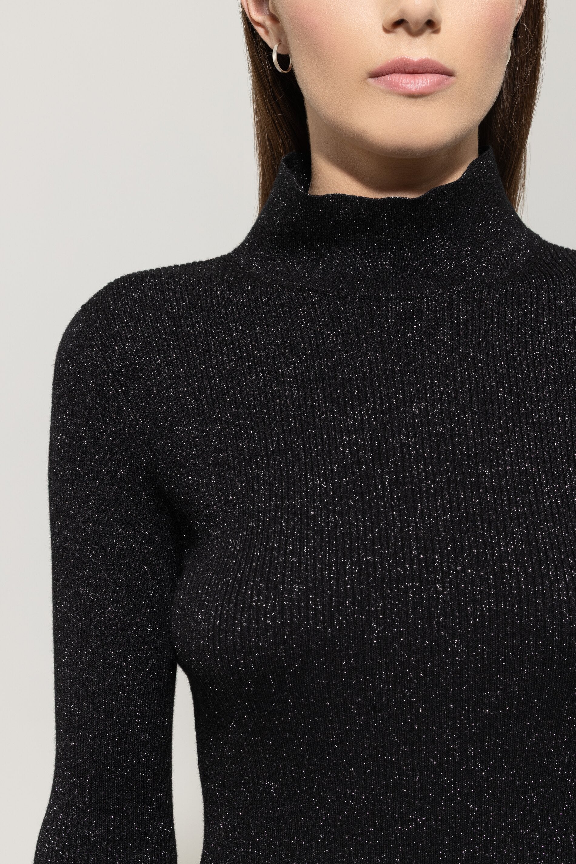 Rollkragen-Pulli aus Woll-Mix - deep black - Standard | Model Detail