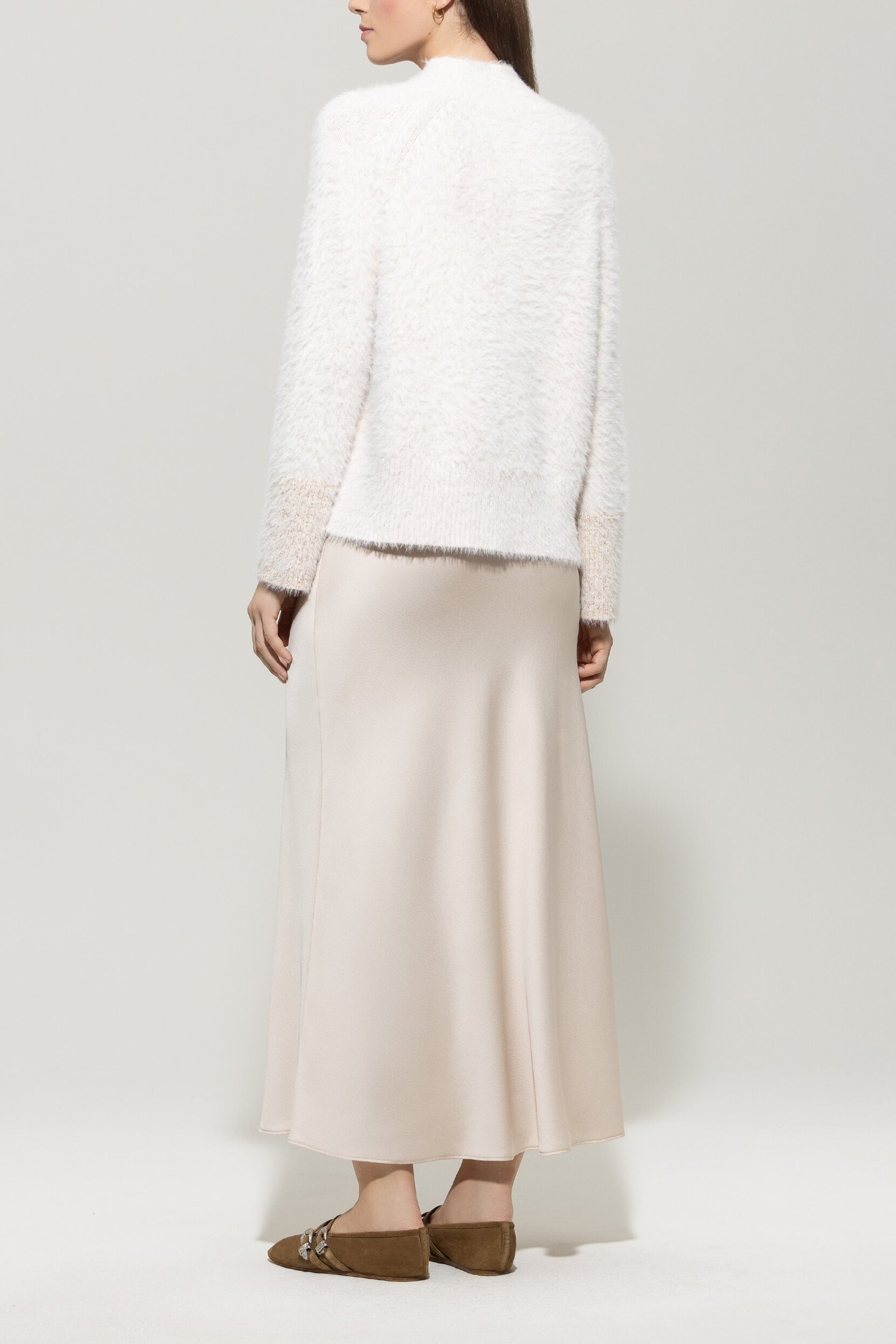 Pullover in Fell-Optik - silky cream - Standard | Model Rück