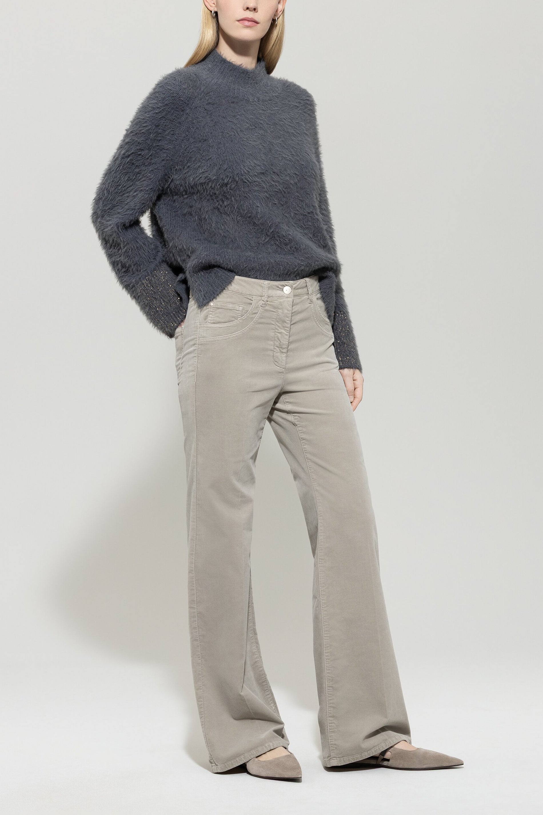 Pullover in Fell-Optik - urban grey - Standard | Model Front