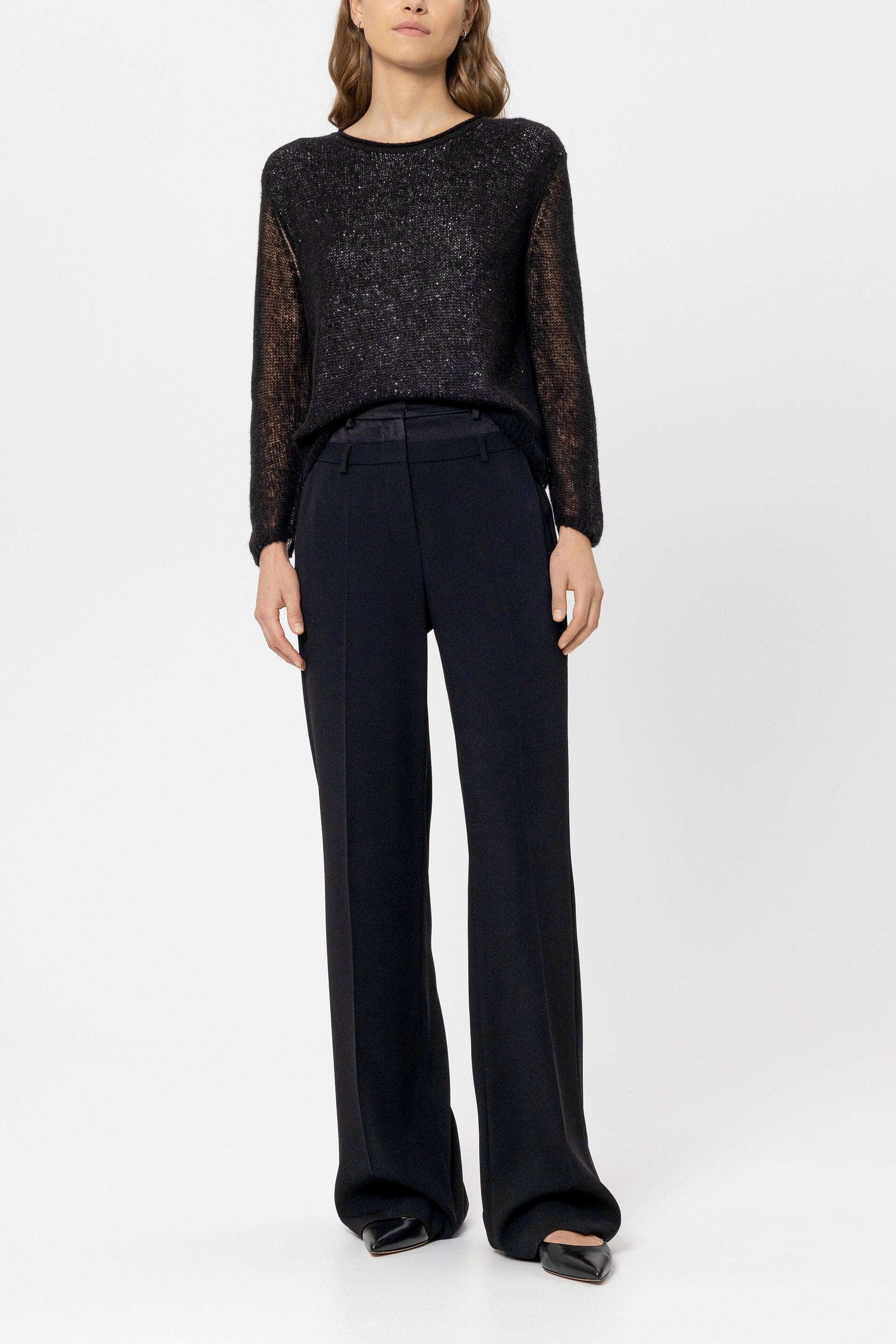 Pailletten-Langarm-Pullover - black - Standard | Model Front