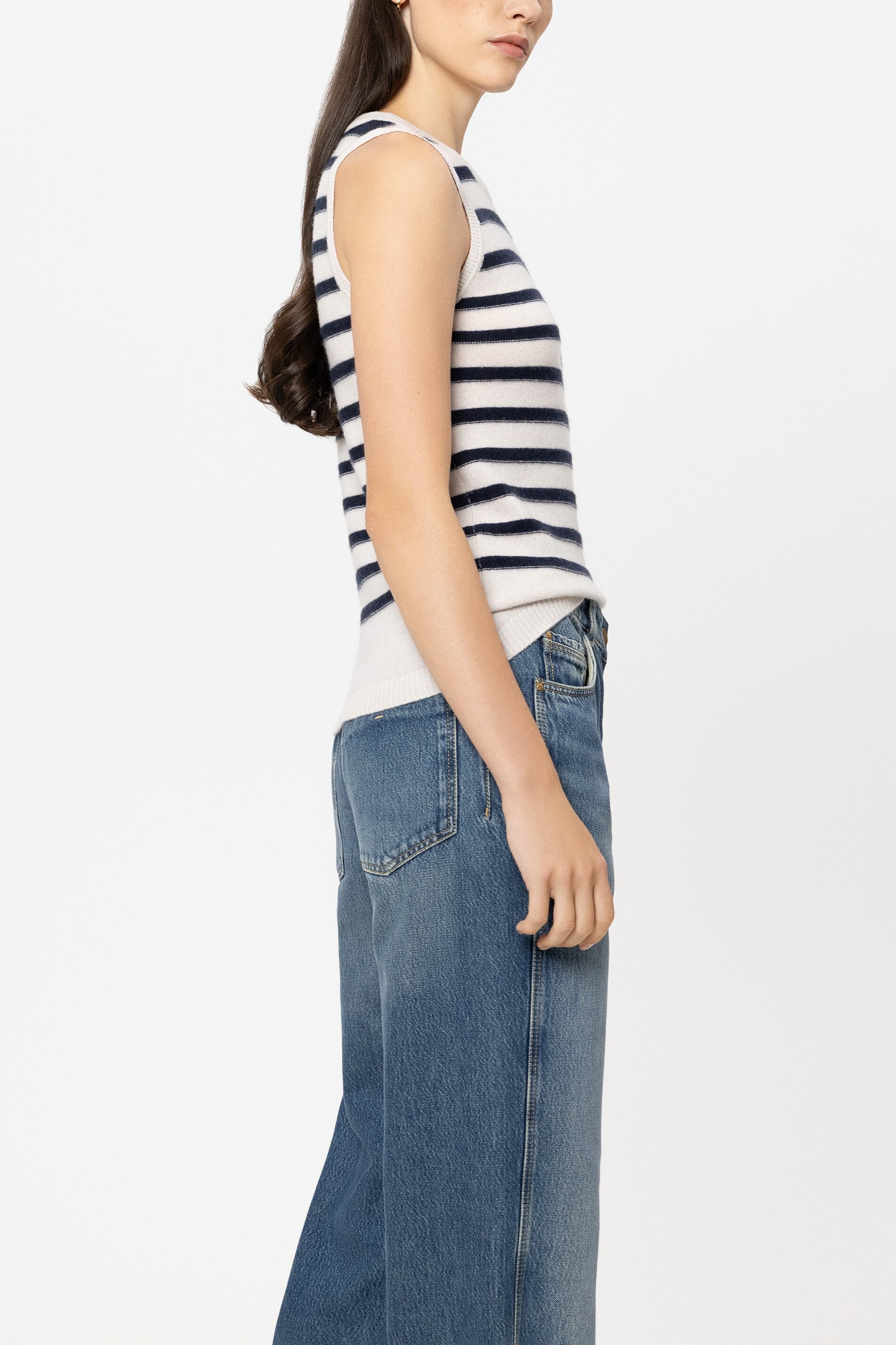 Ringel-Top aus Kaschmir-Mix - navy blue / cream - Standard | Model Seite