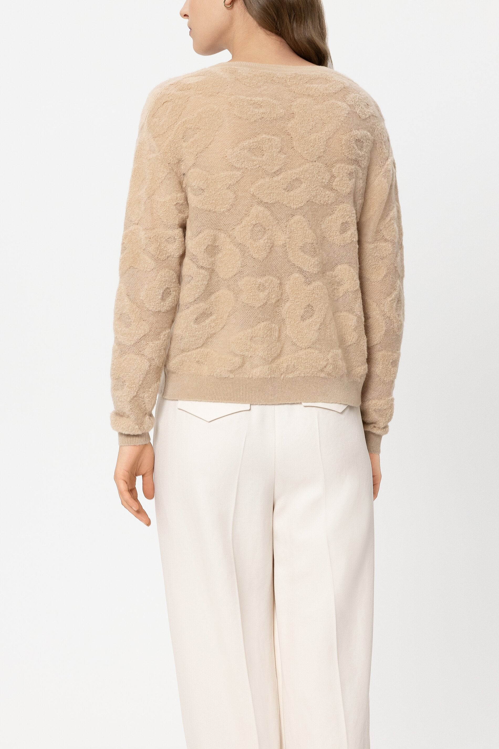 Pullover mit Leo-Pattern - soft camel - Standard | Model Rück