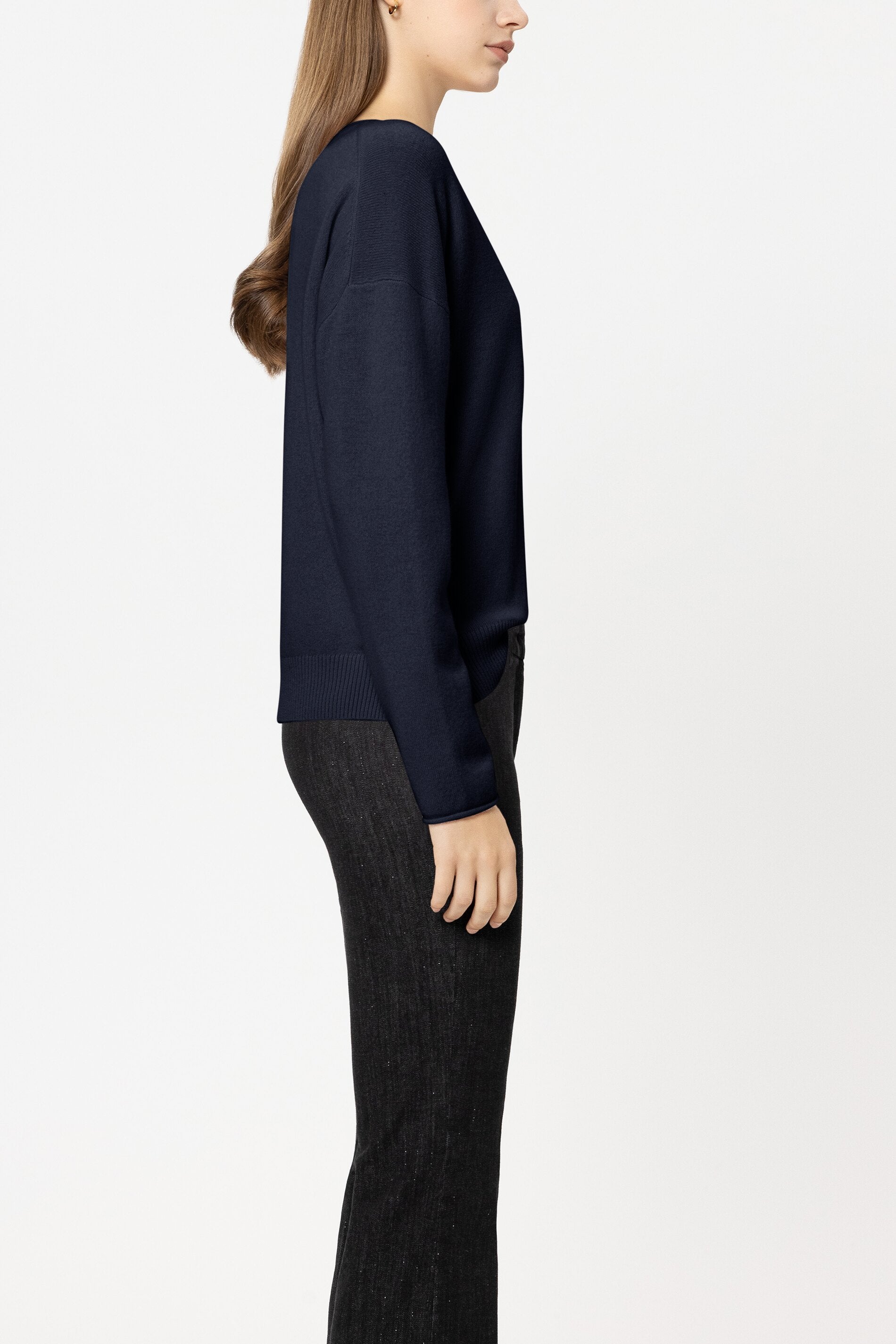 Pullover aus Kaschmir-Mix - navy blue - Standard | Model Seite