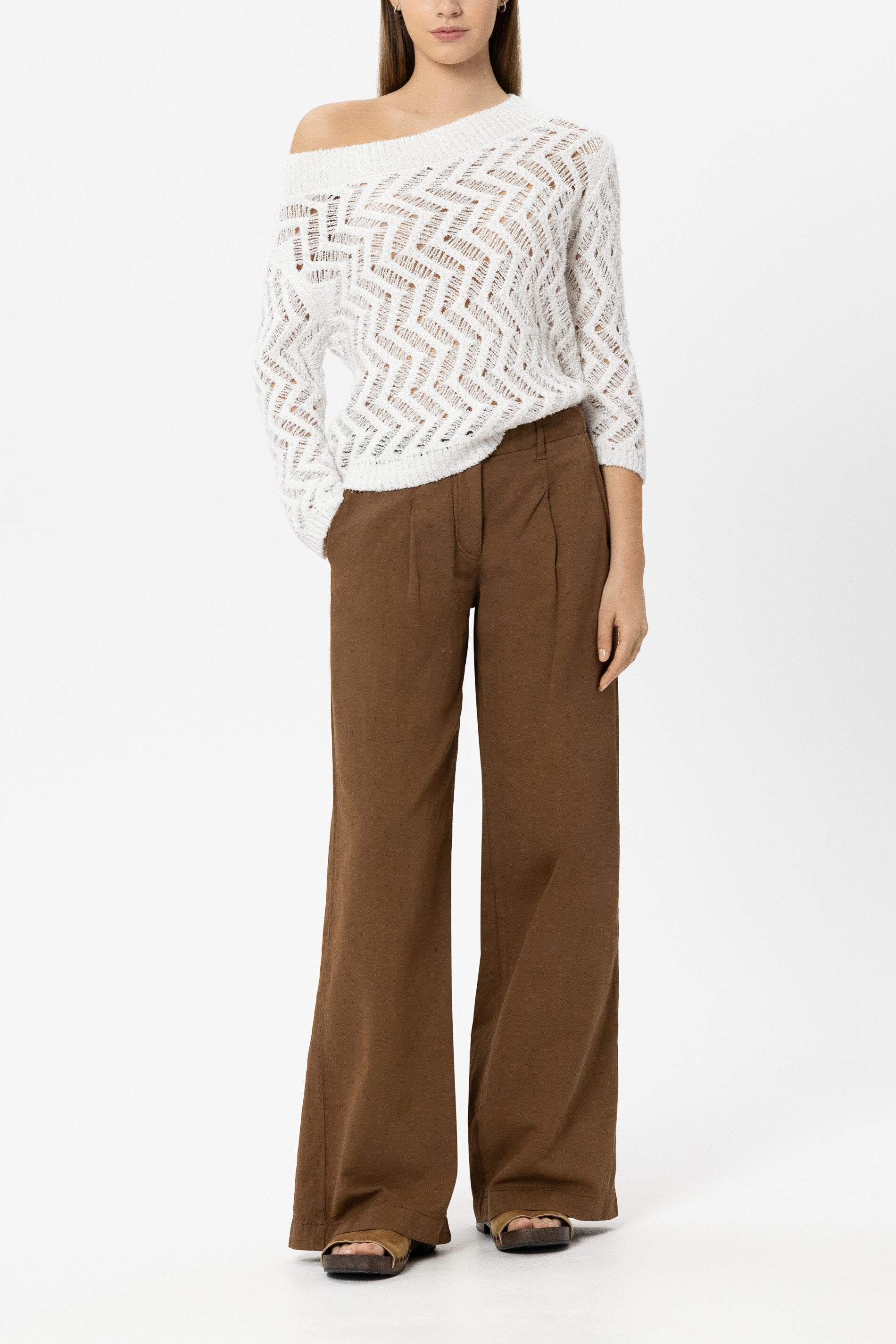 Pailletten-Netzstrick-Pullover - white - Standard | Model Front