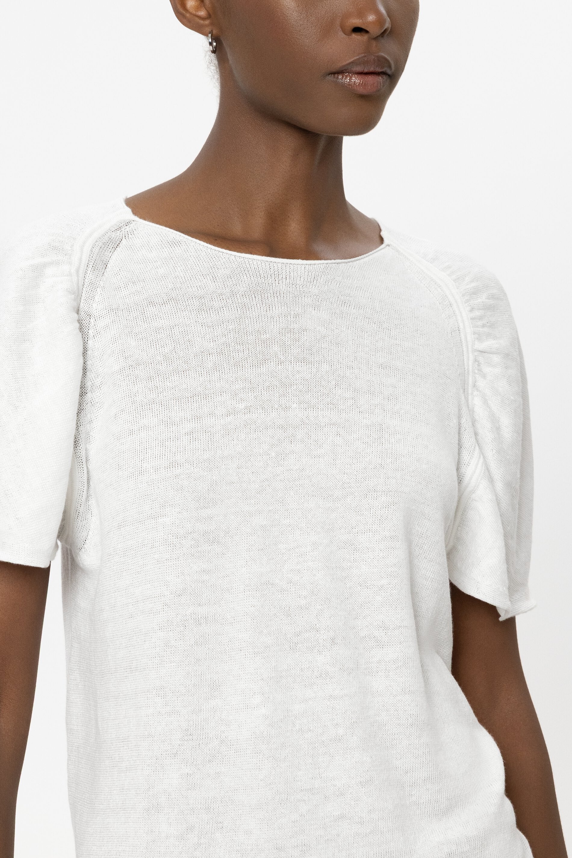 Leinen-Rundhals-Pullover - white - Standard | Model Detail