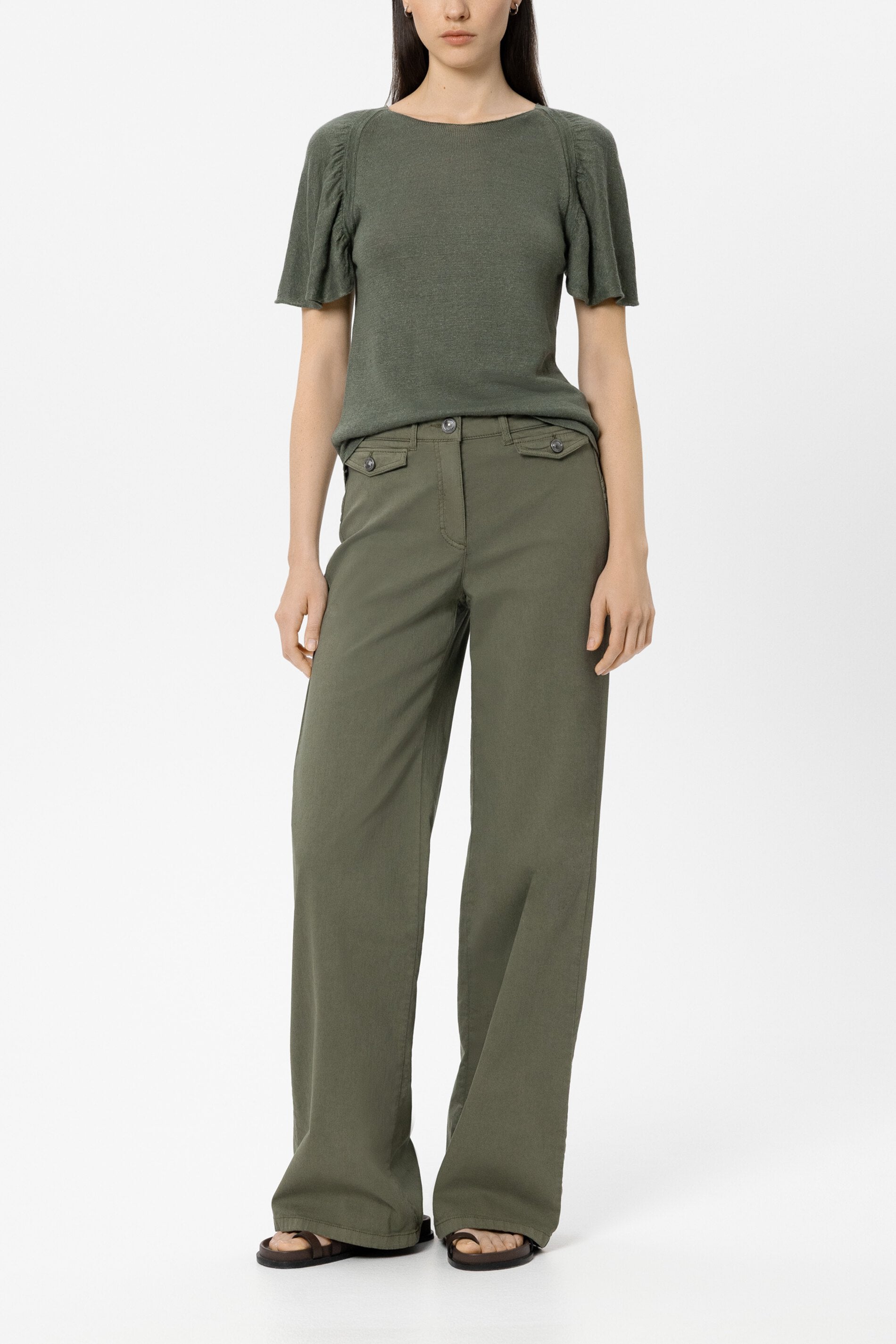 Leinen-Rundhals-Pullover - khaki - Standard | Model Front