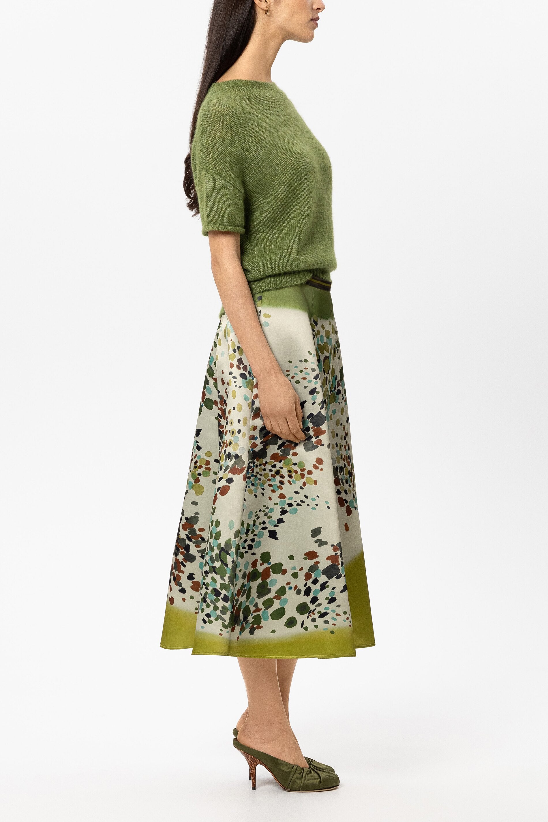 Pullover aus Alpaka-Mix - matcha green - Standard | Model Seite