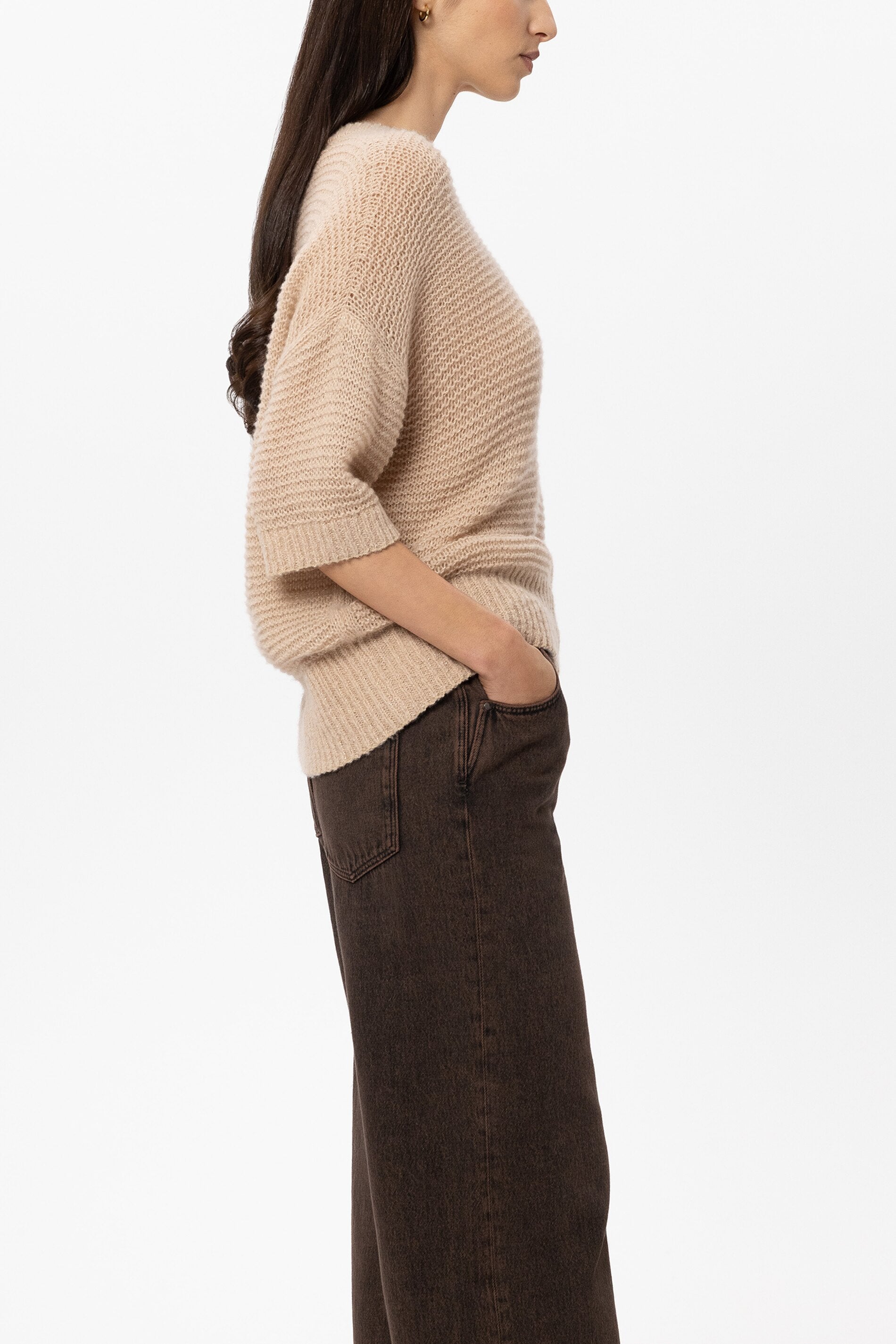 V-Pullover aus Kaschmir-Mix - cappuccino - Standard | Model Seite
