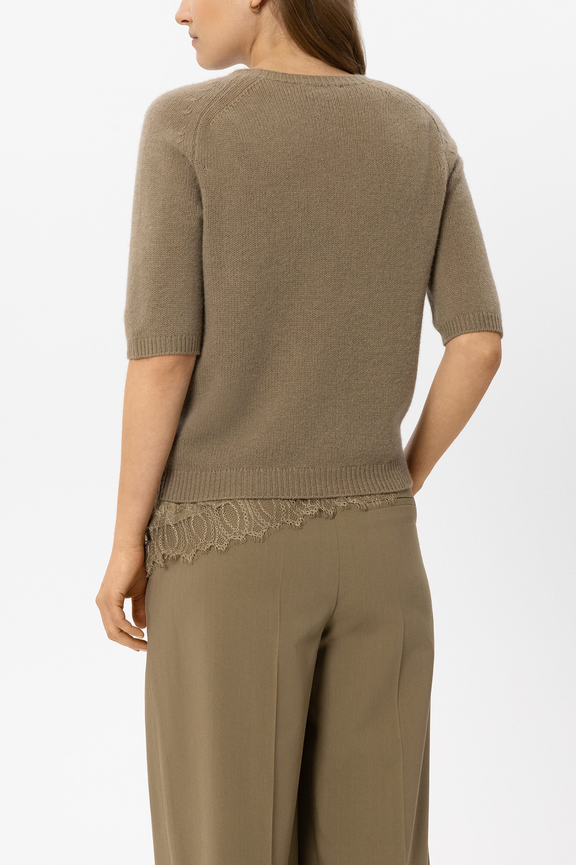 Pullover aus Kaschmir-Mix - salbei - Standard | Model Rück