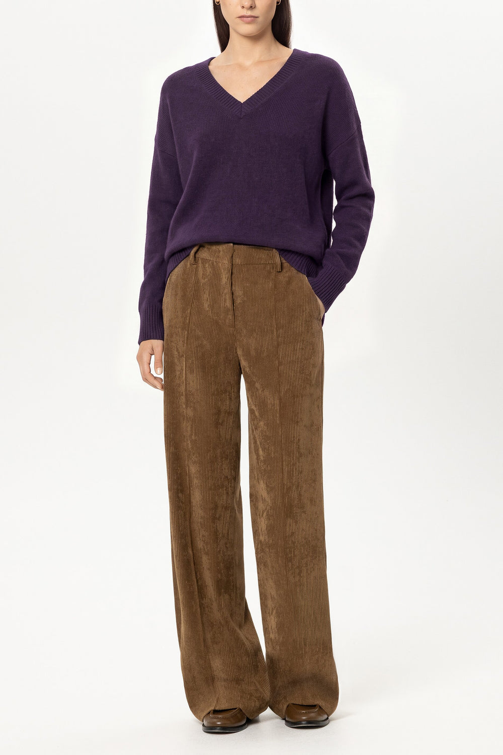 V-Pullover aus Kaschmir-Mix - plum - Standard