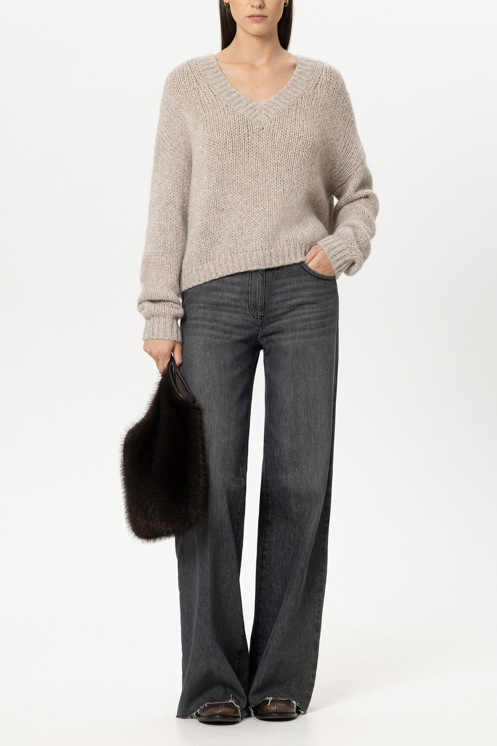 V-Pullover aus Alpaka-Mix - pearl - Standard