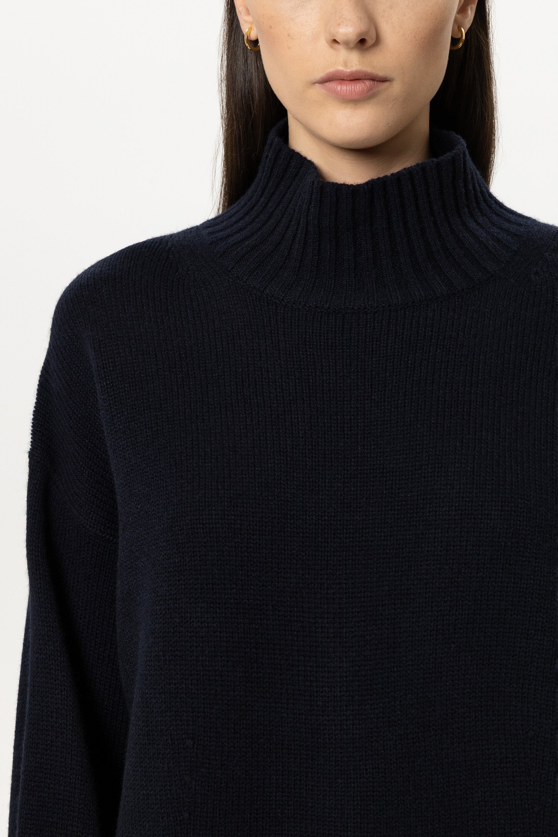 Turtleneck aus Woll-Mix - winter navy - Standard | Model Detail