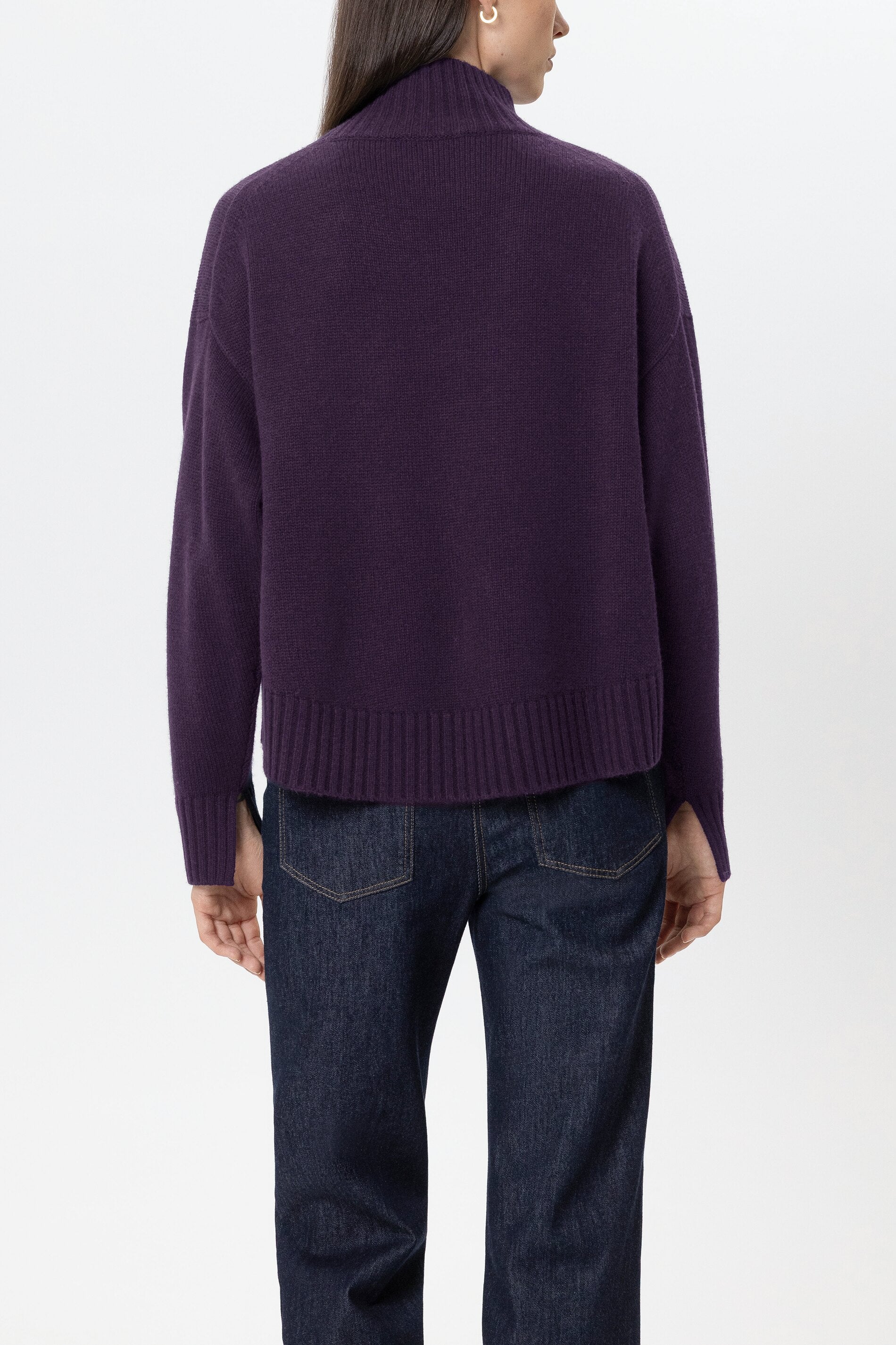 Turtleneck aus Woll-Mix - plum - Standard | Model Rück