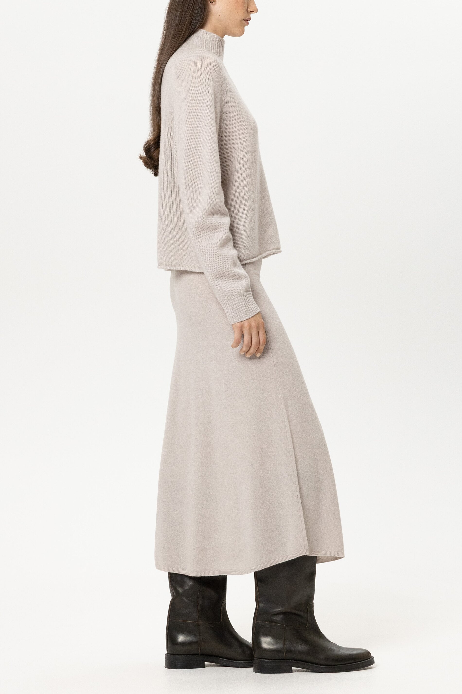 Turtleneck aus Kaschmir-Mix - pearl - Standard | Model Seite