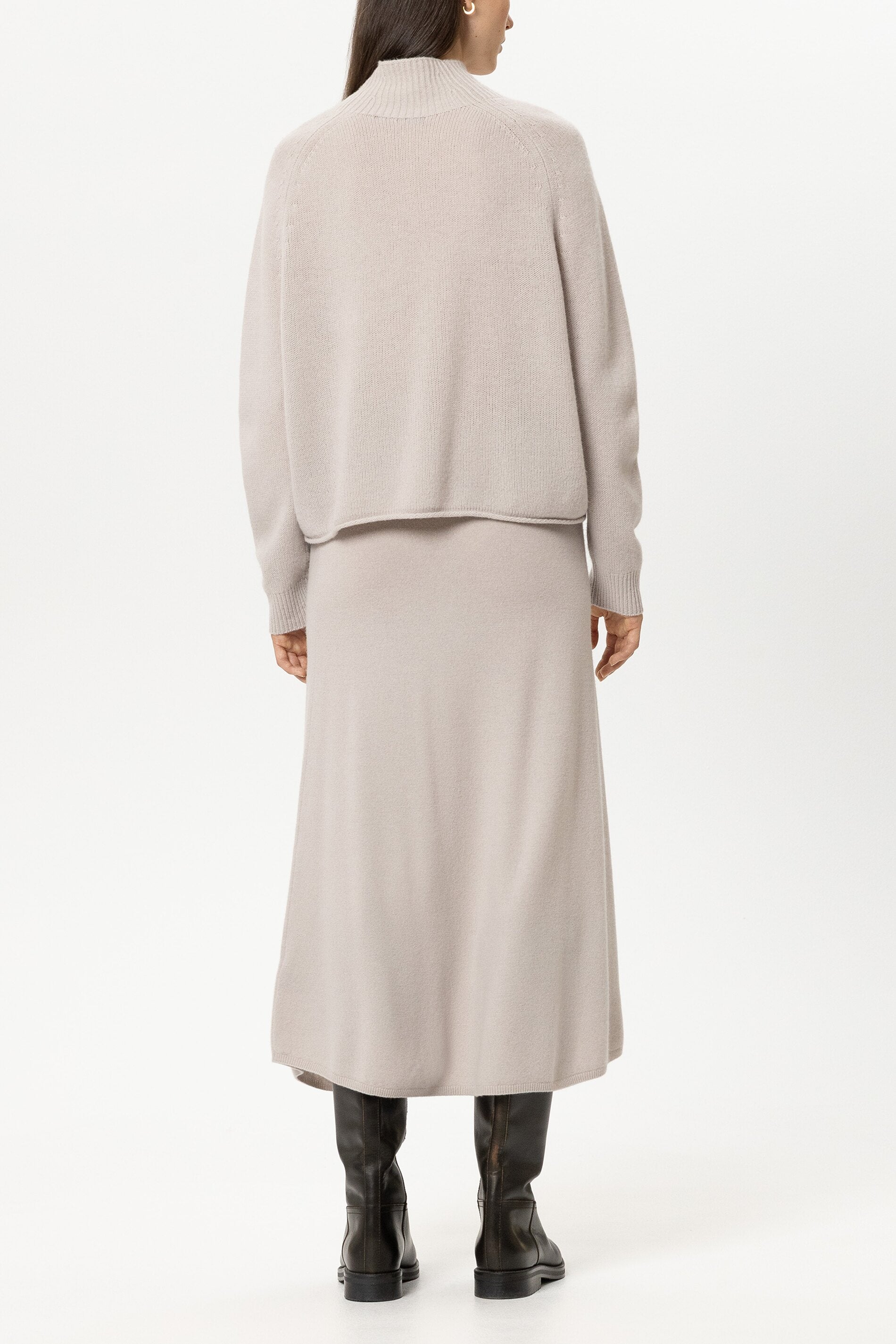 Turtleneck aus Kaschmir-Mix - pearl - Standard | Model Rück