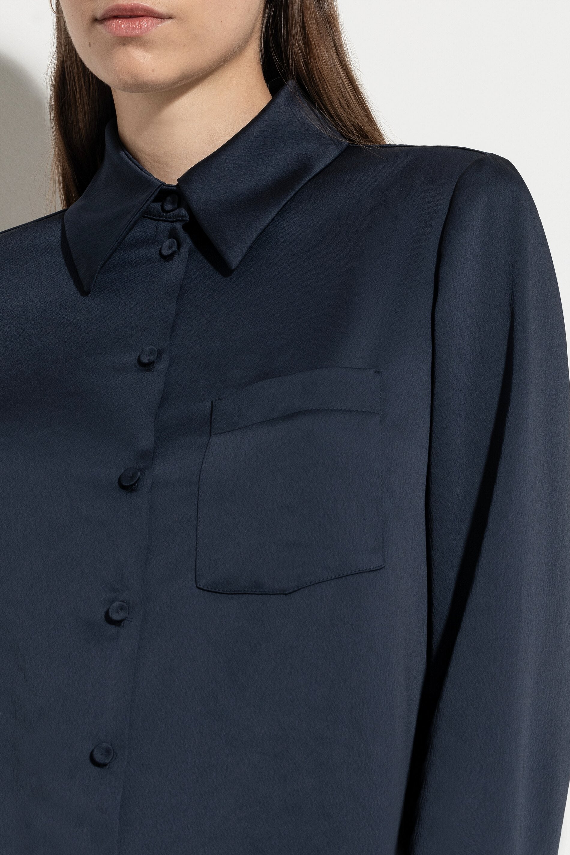 Hemdbluse aus Techno-Seide - midnight blue - Standard | Model Detail