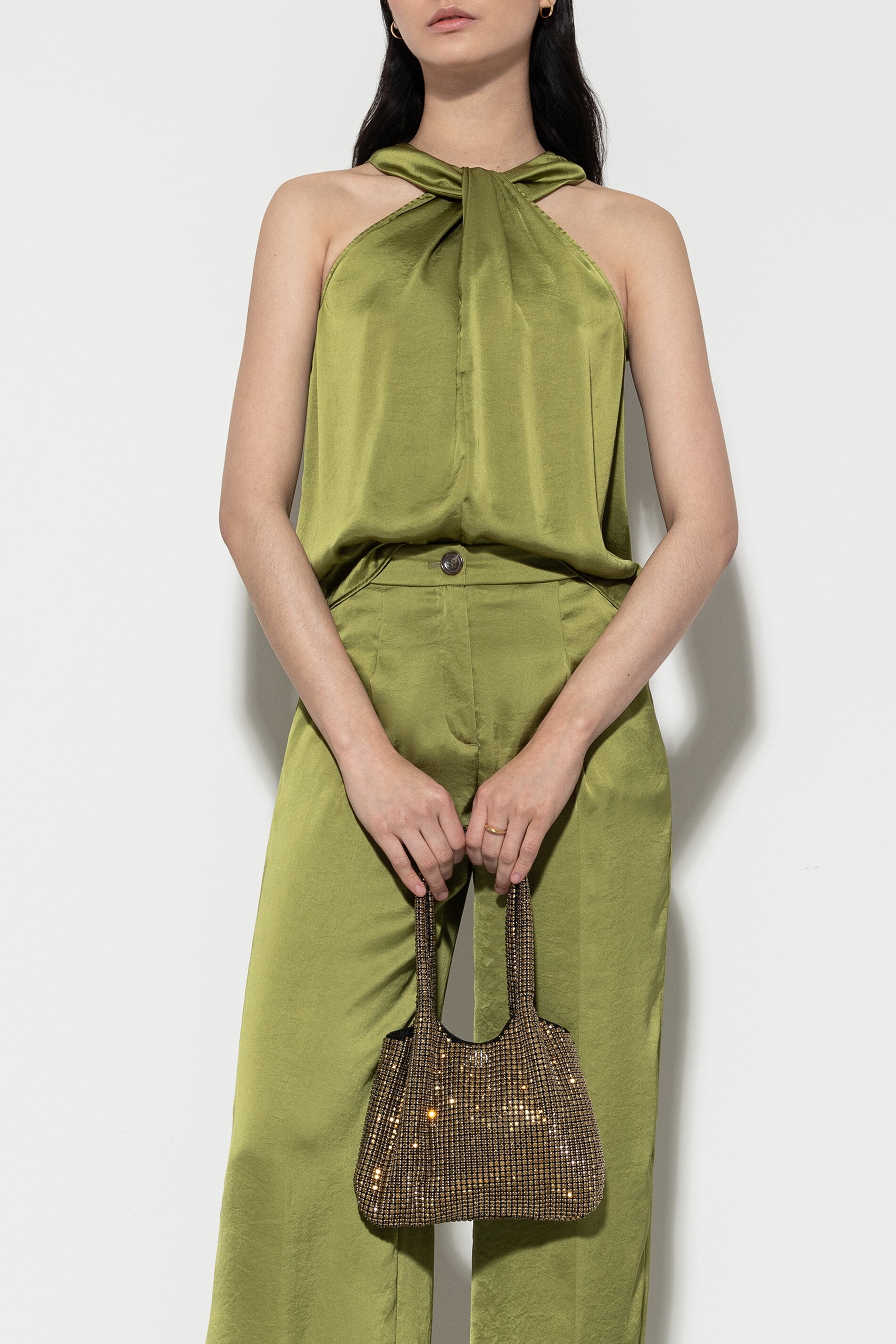 Top mit Knotendetail - moss green - Standard | Model Front