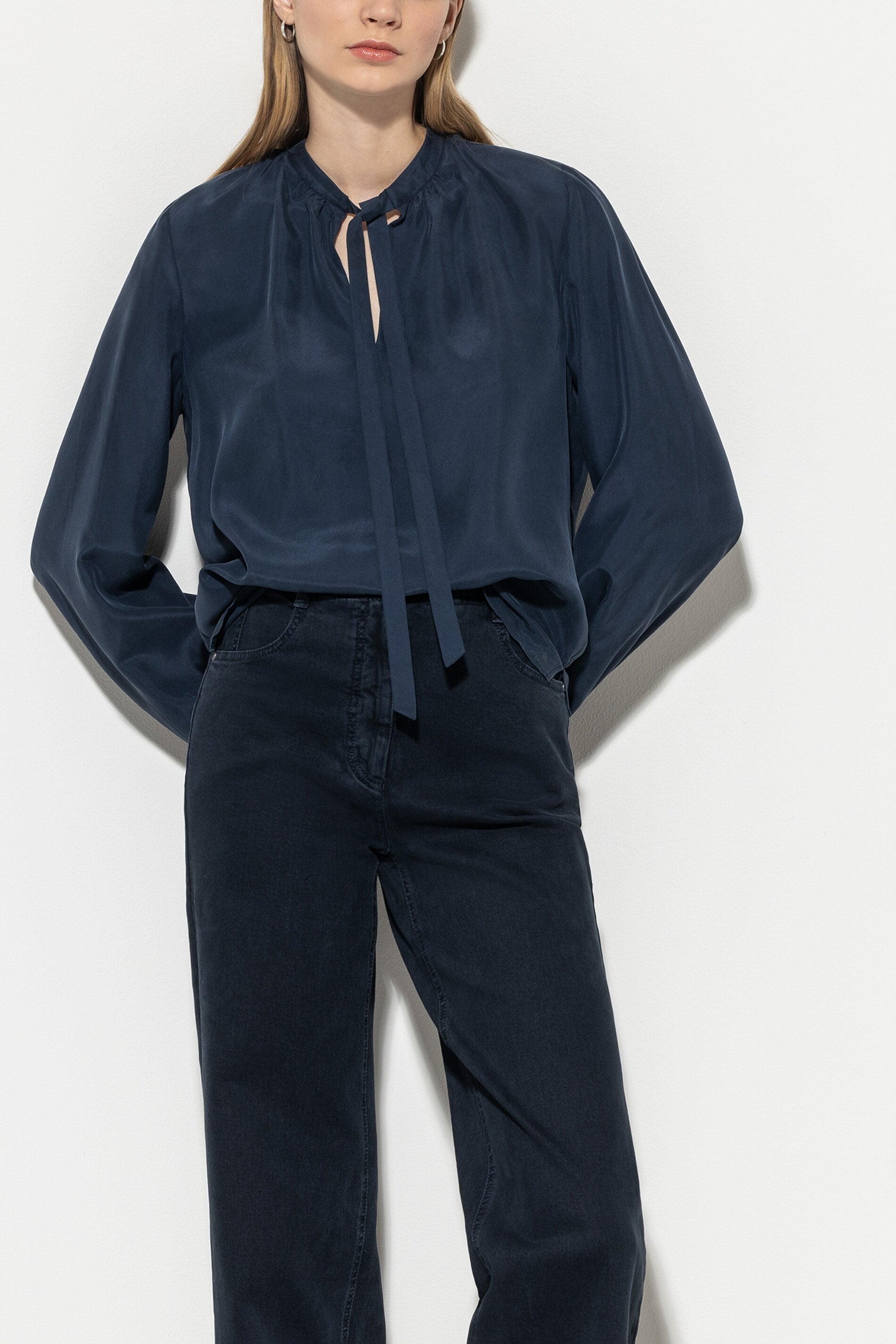 Seiden-Tunikabluse - midnight blue - Standard | Model Front