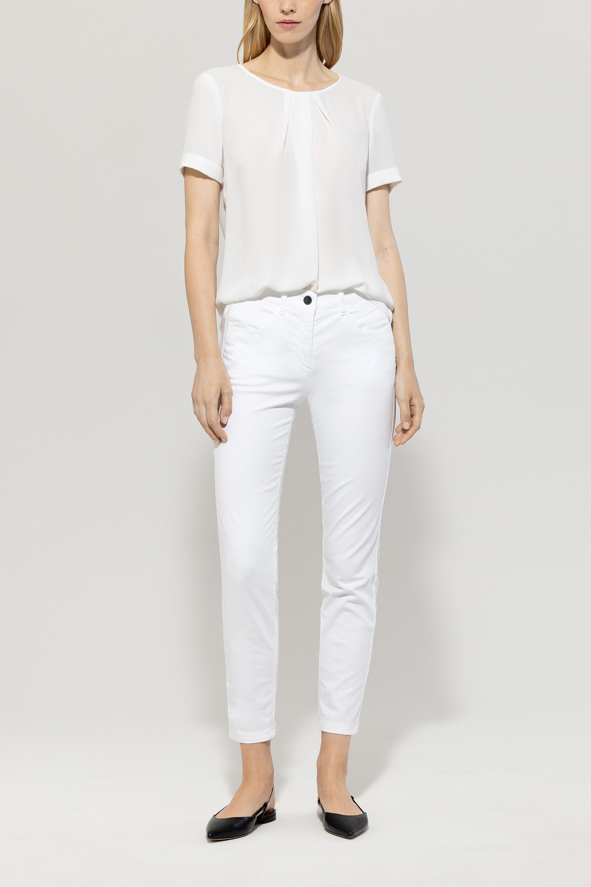 Fließendes Kurzarm-Blusenshirt - off-white - Standard | Model Front