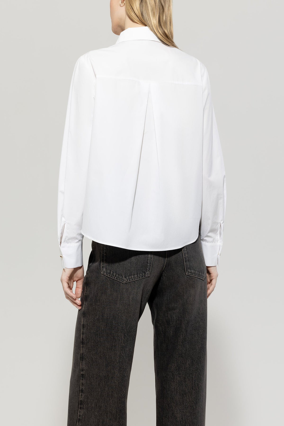 Tunikabluse aus Baumwolle - bleached white - Standard | Model Rück