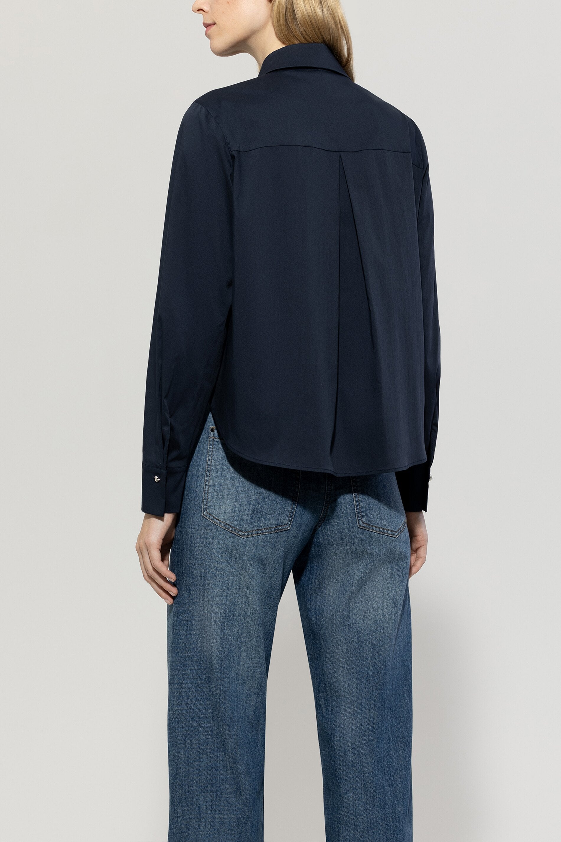 Tunikabluse aus Baumwolle - jeans blue - Standard | Model Rück