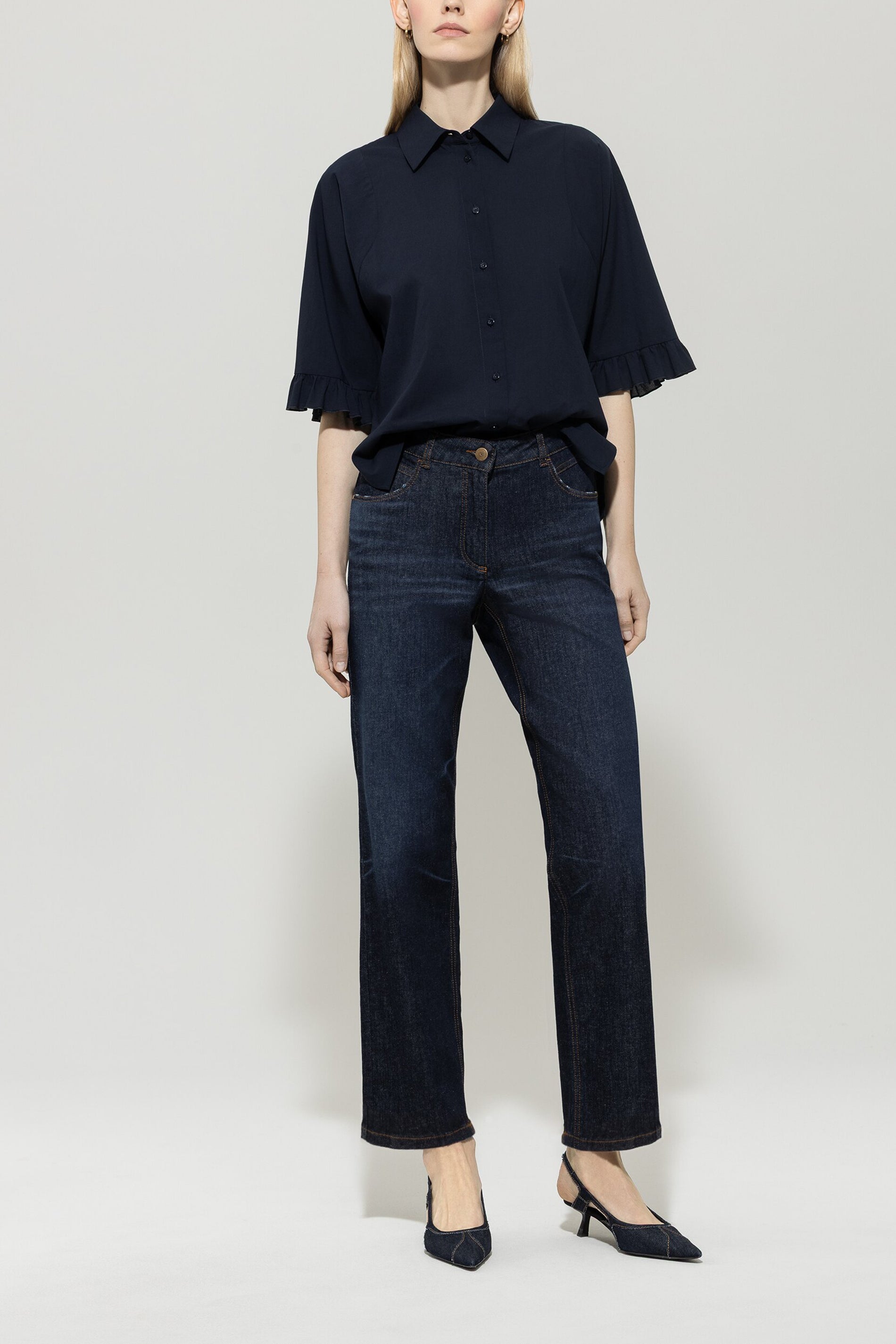 Bluse aus Baumwoll-Voile - dark blue - Standard | Model Front