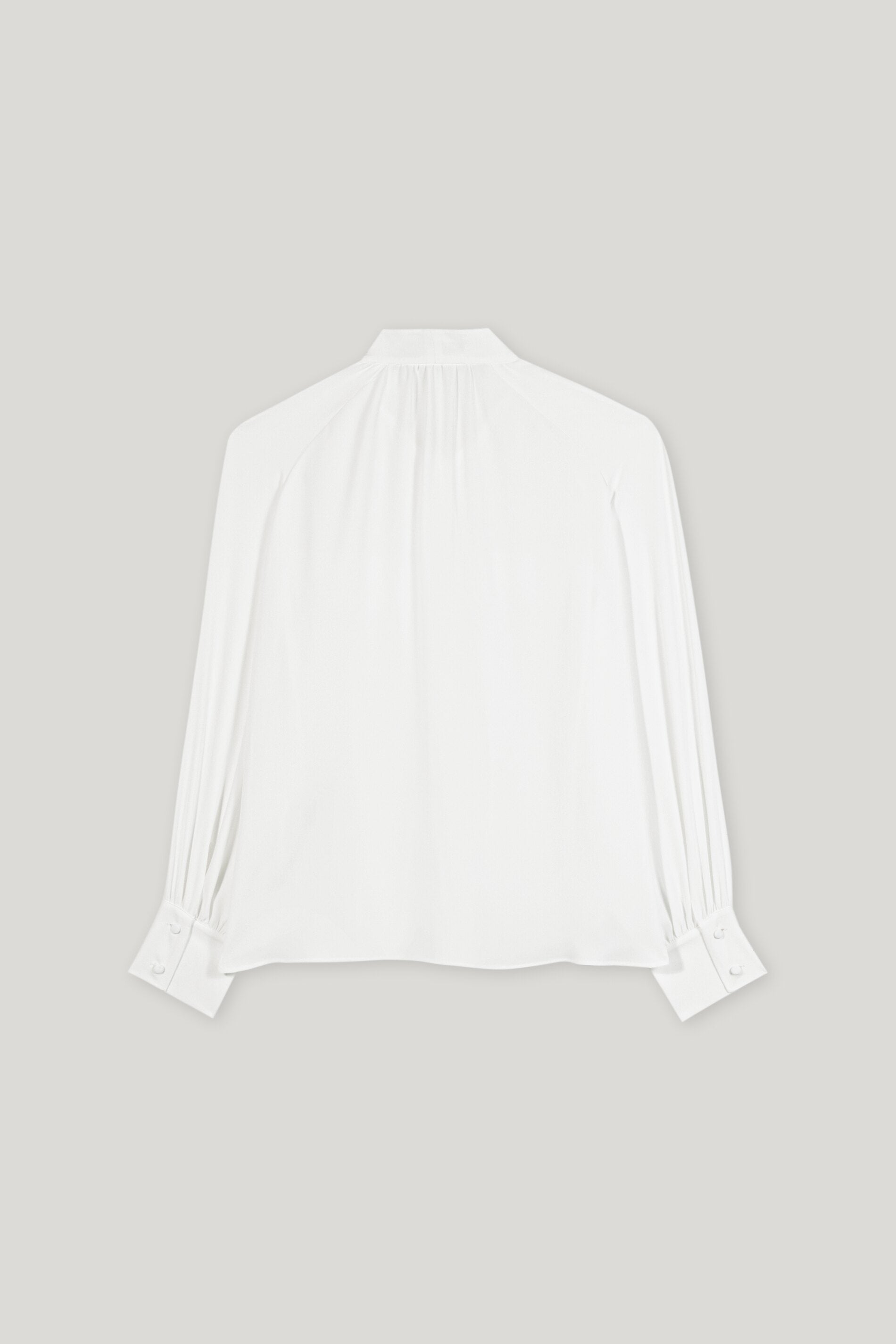 Schluppenbluse aus Seiden-Mix - off white - Standard | Artikel Rück