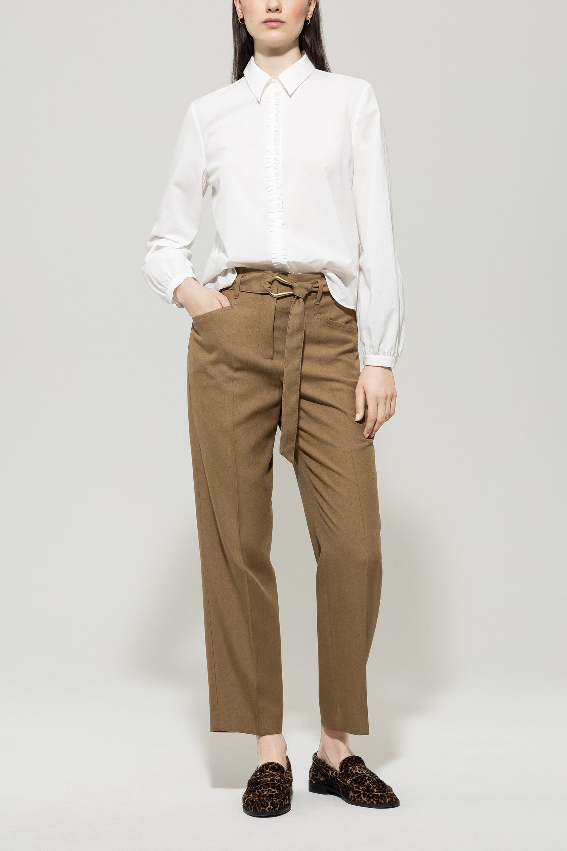 Bluse aus Baumwoll-Voile - off white - Standard | Model Front