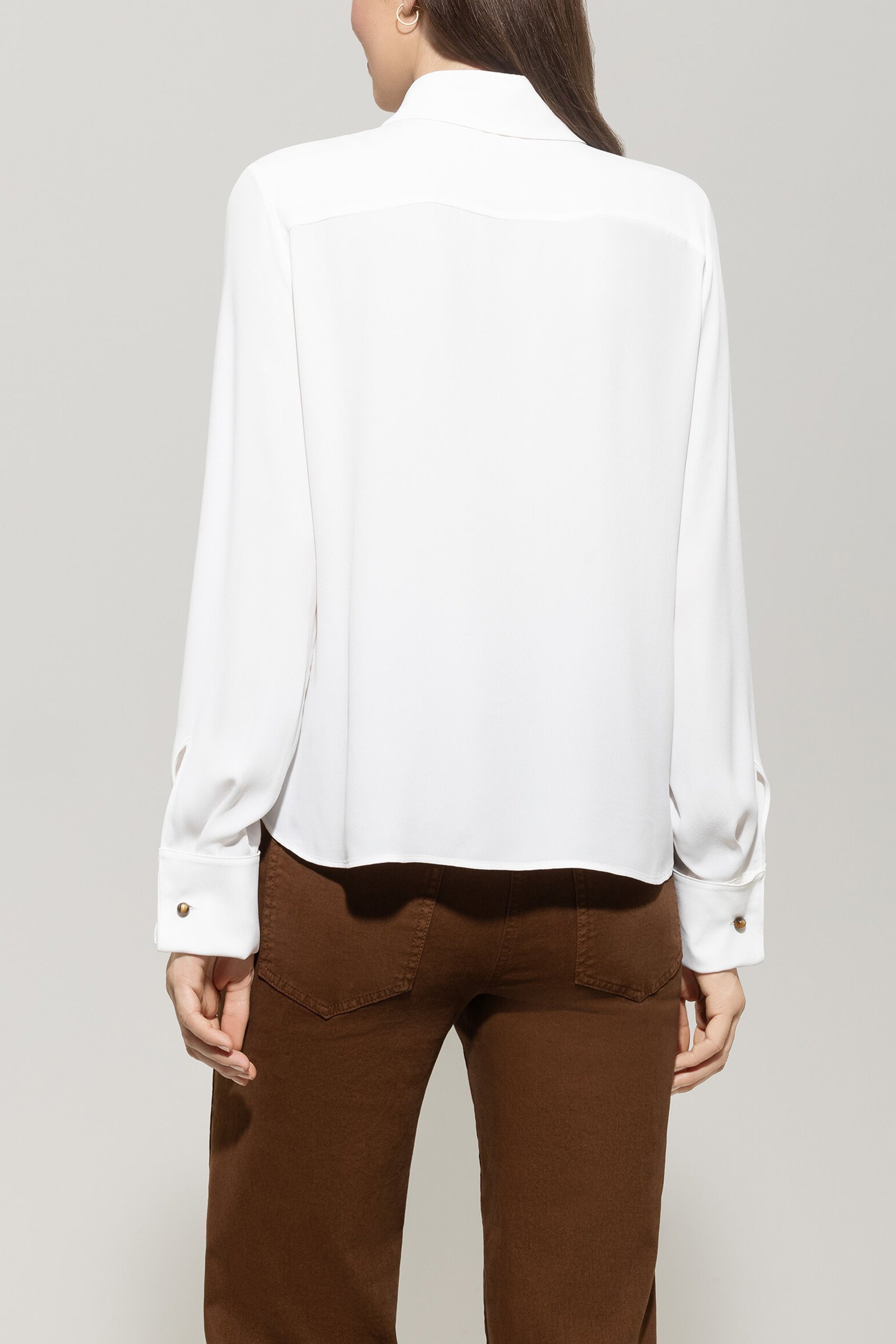 Hemdbluse aus Seiden-Mix - off white - Standard | Model Rück