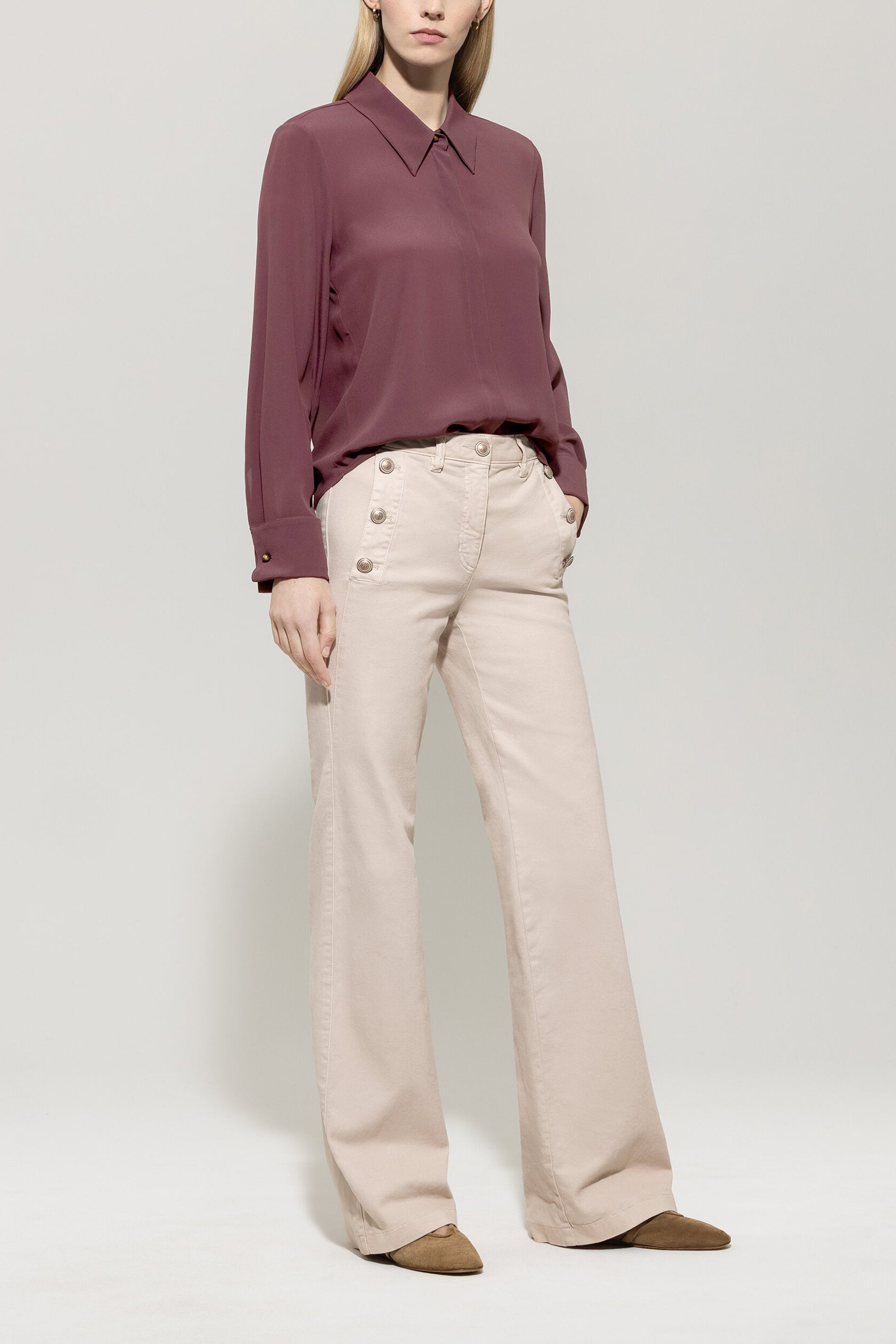 Hemdbluse aus Seiden-Mix - heather - Standard | Model Front