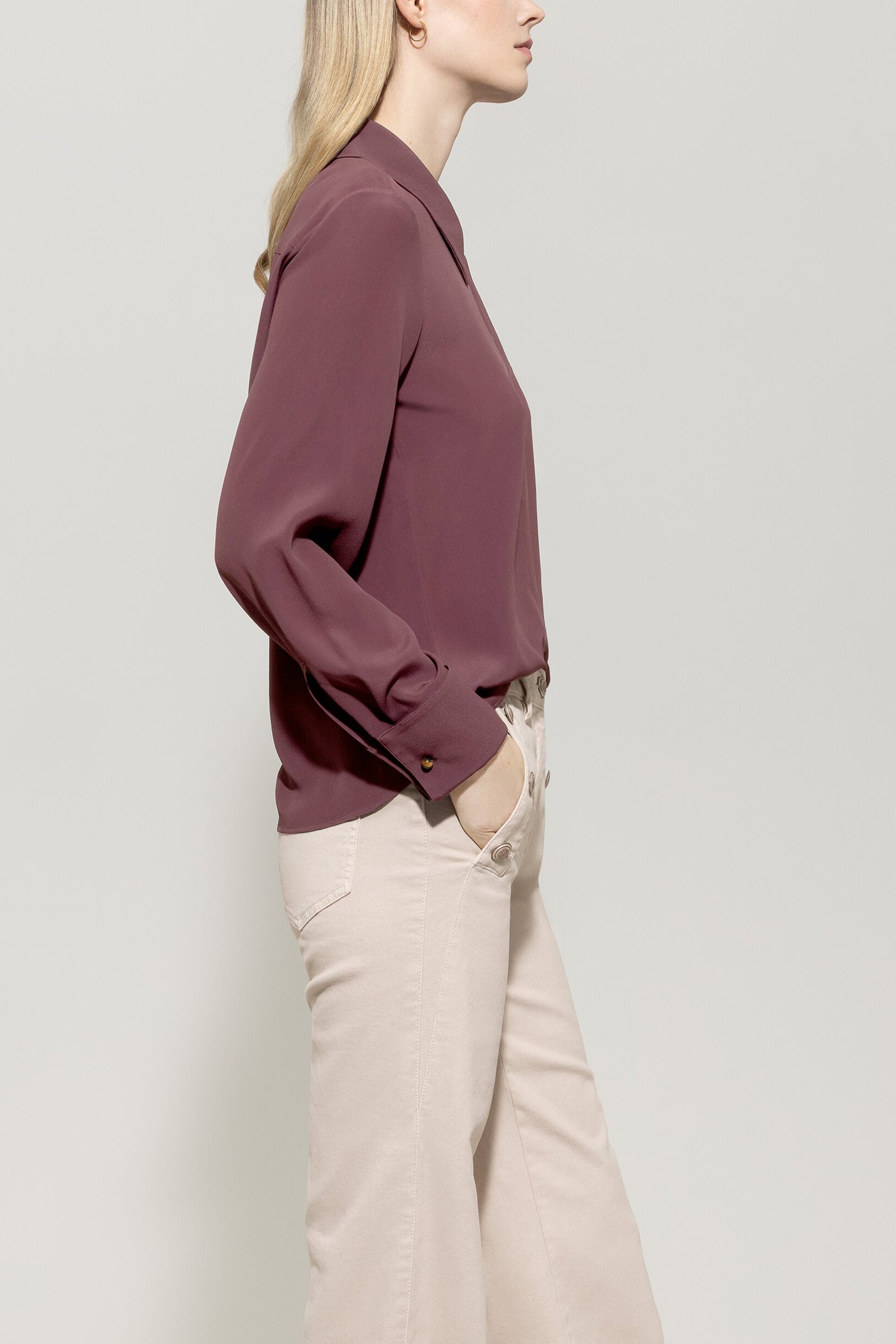 Hemdbluse aus Seiden-Mix - heather - Standard | Model Seite