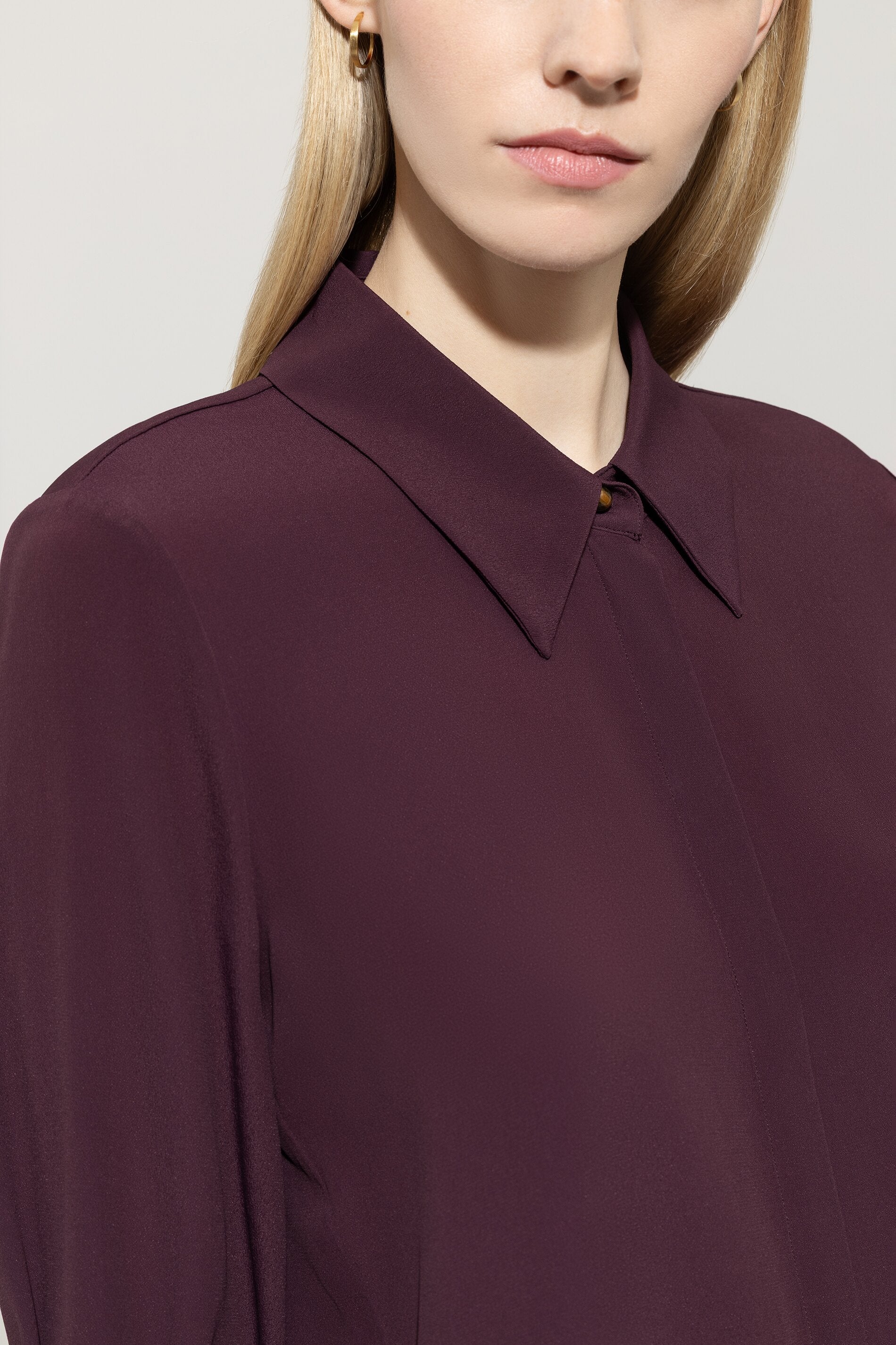 Hemdbluse aus Seiden-Mix - burgundy - Standard | Model Detail