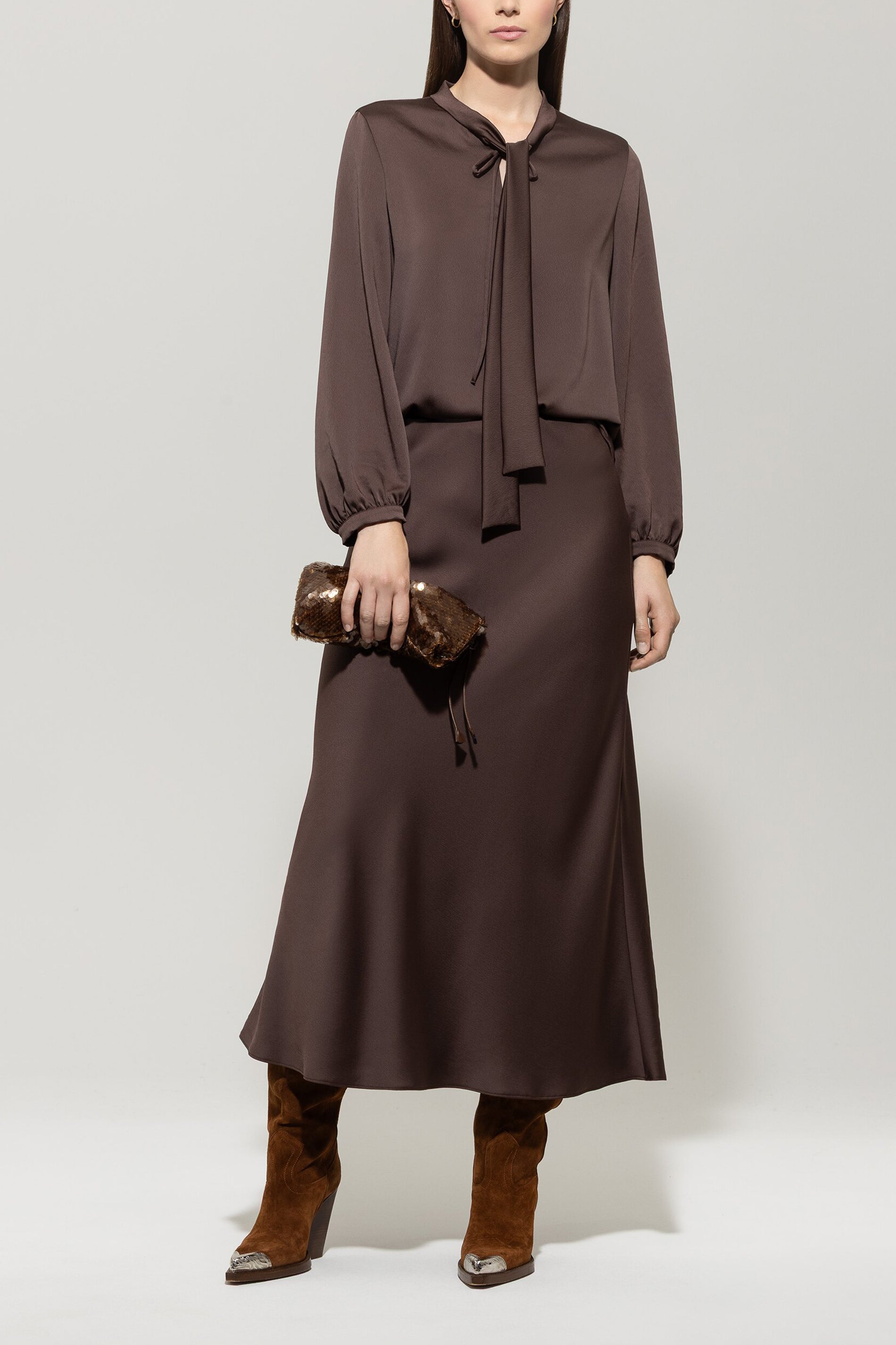 Bluse mit Schluppendetails - espresso - Standard | Model Front