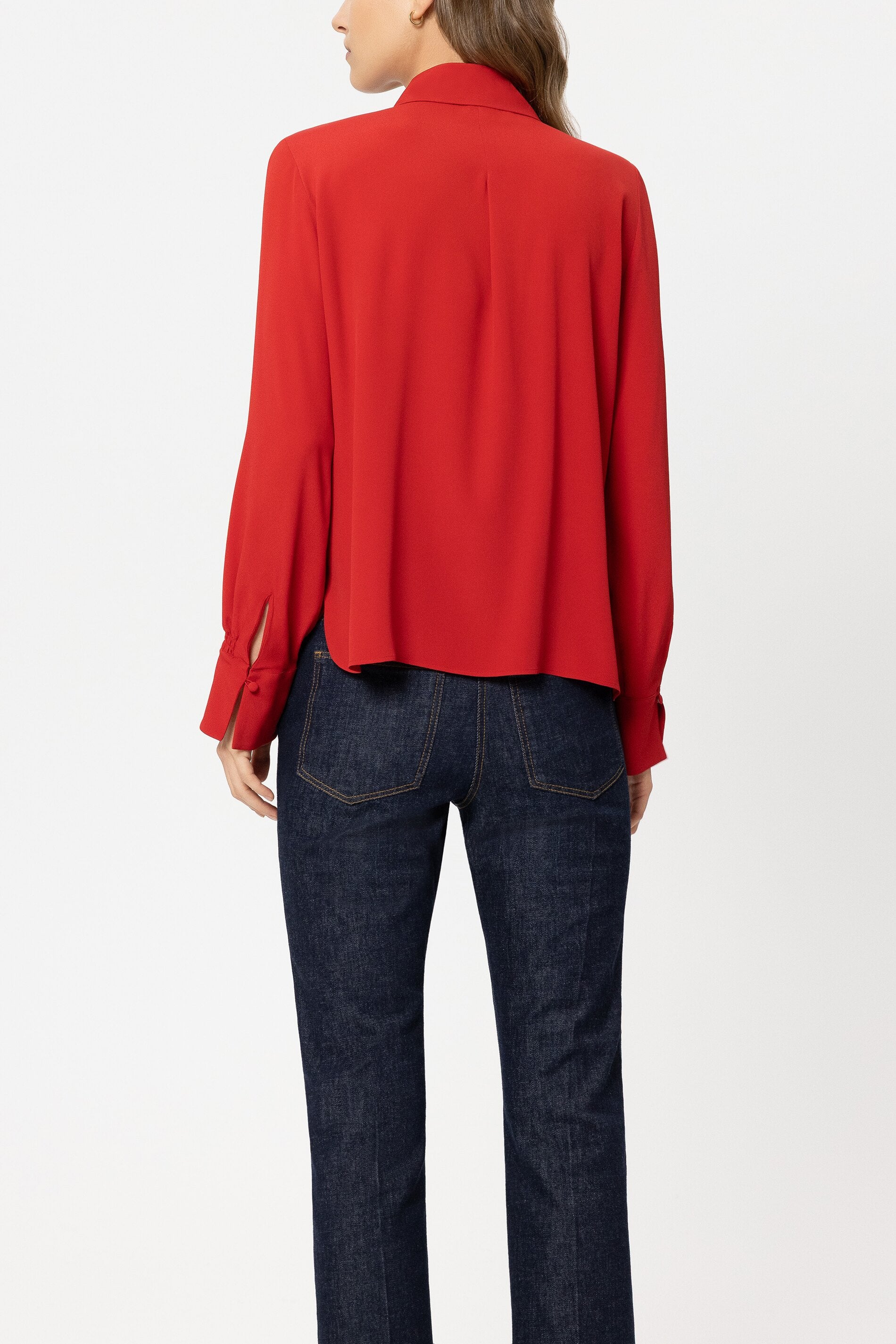 Schluppenbluse aus Seiden-Mix - cherry red - Standard | Model Rück