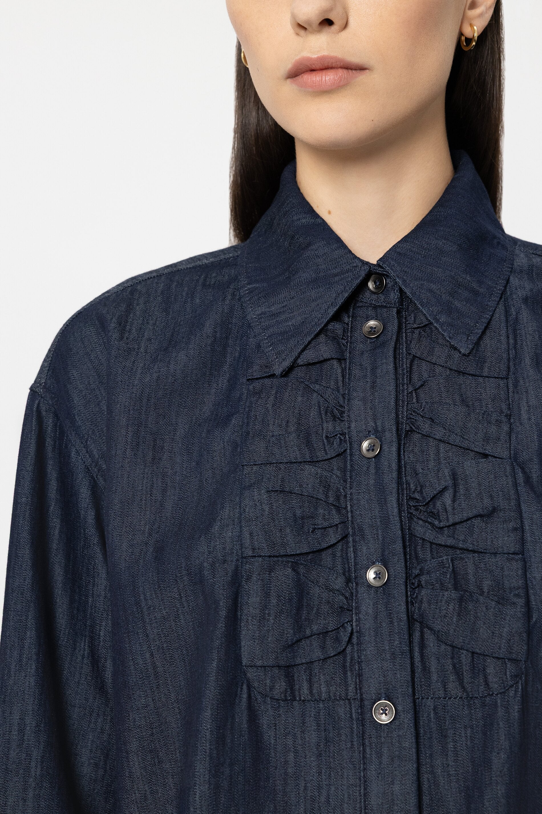 Denim-Hemdbluse mit Rüsche - denim blue - Standard | Model Detail