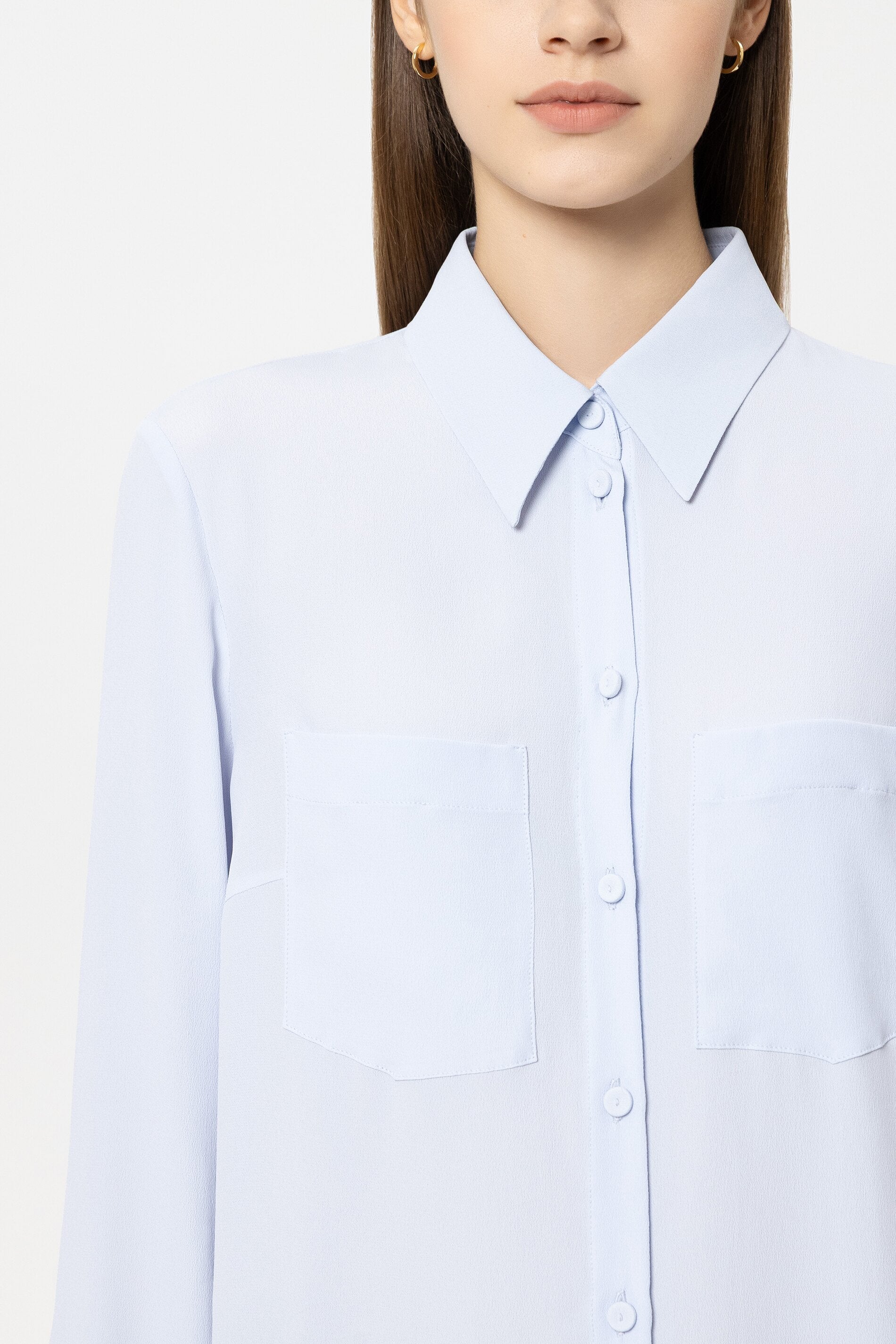 Hemdbluse aus Seiden-Mix - light blue - Standard | Model Detail